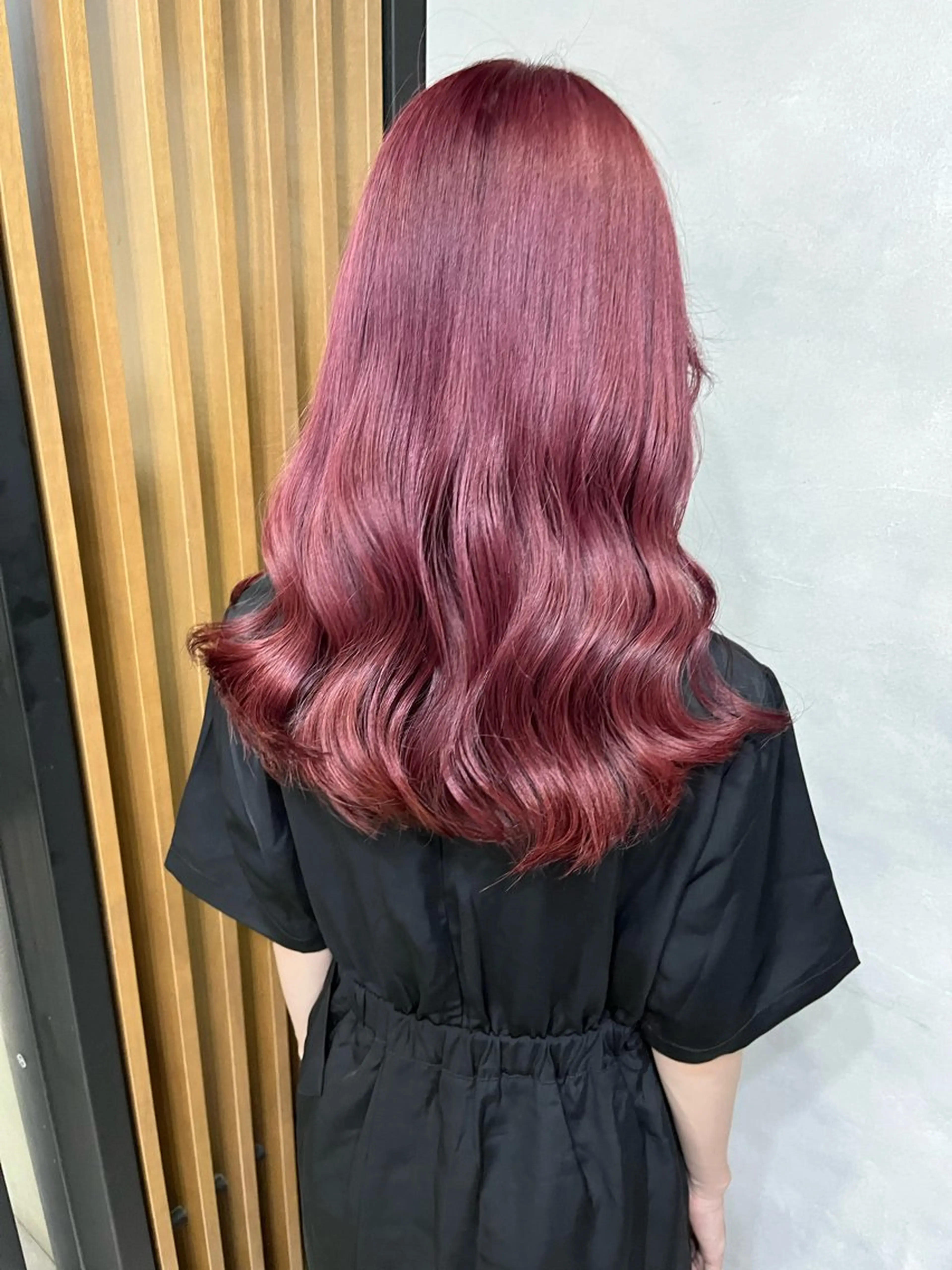 セミロング 濱川響太レディース カットモデルのヘアスタイル