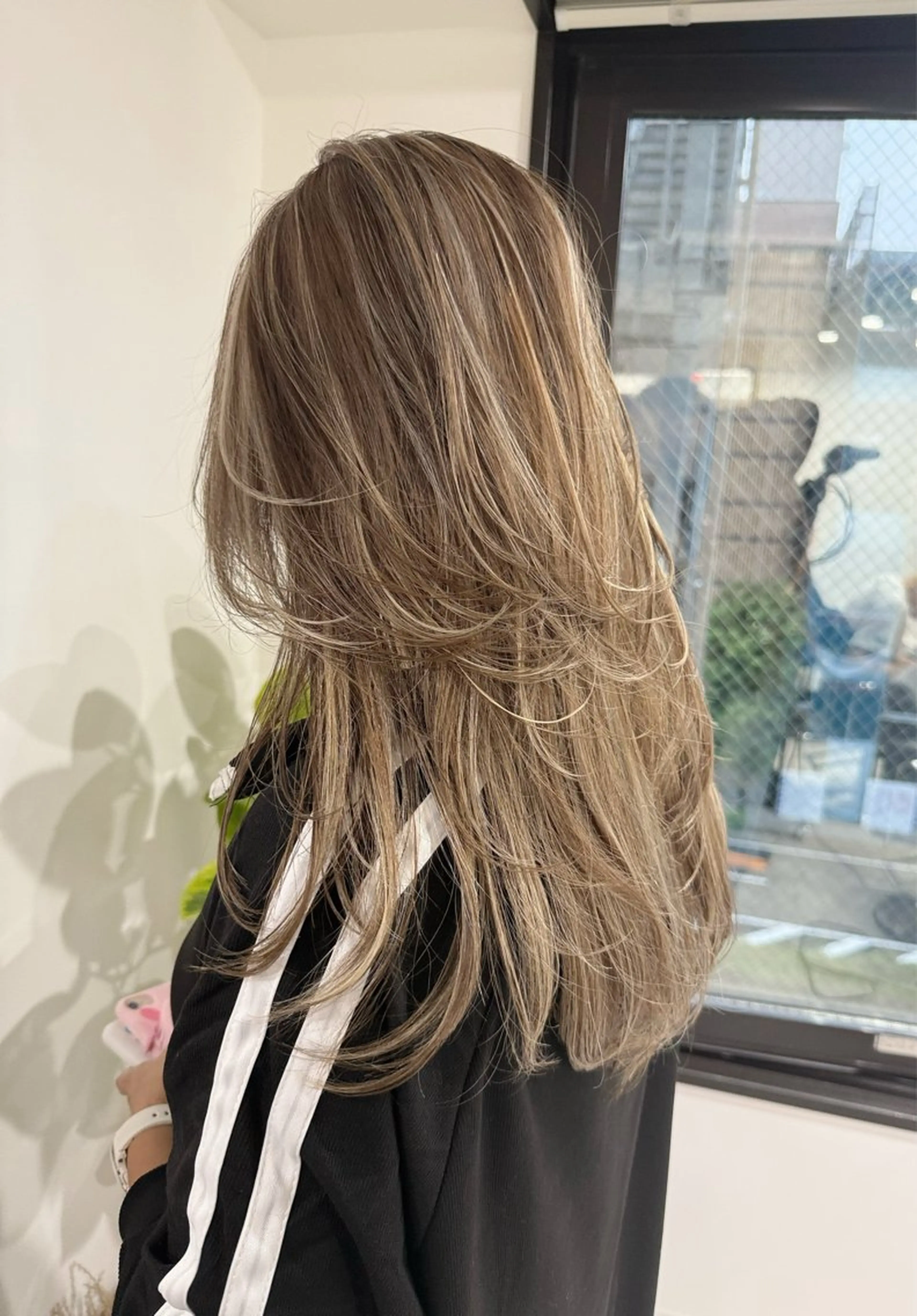 ロング ハイライト COCO/ブリーチ エクステ/ハイトーンのヘアスタイル