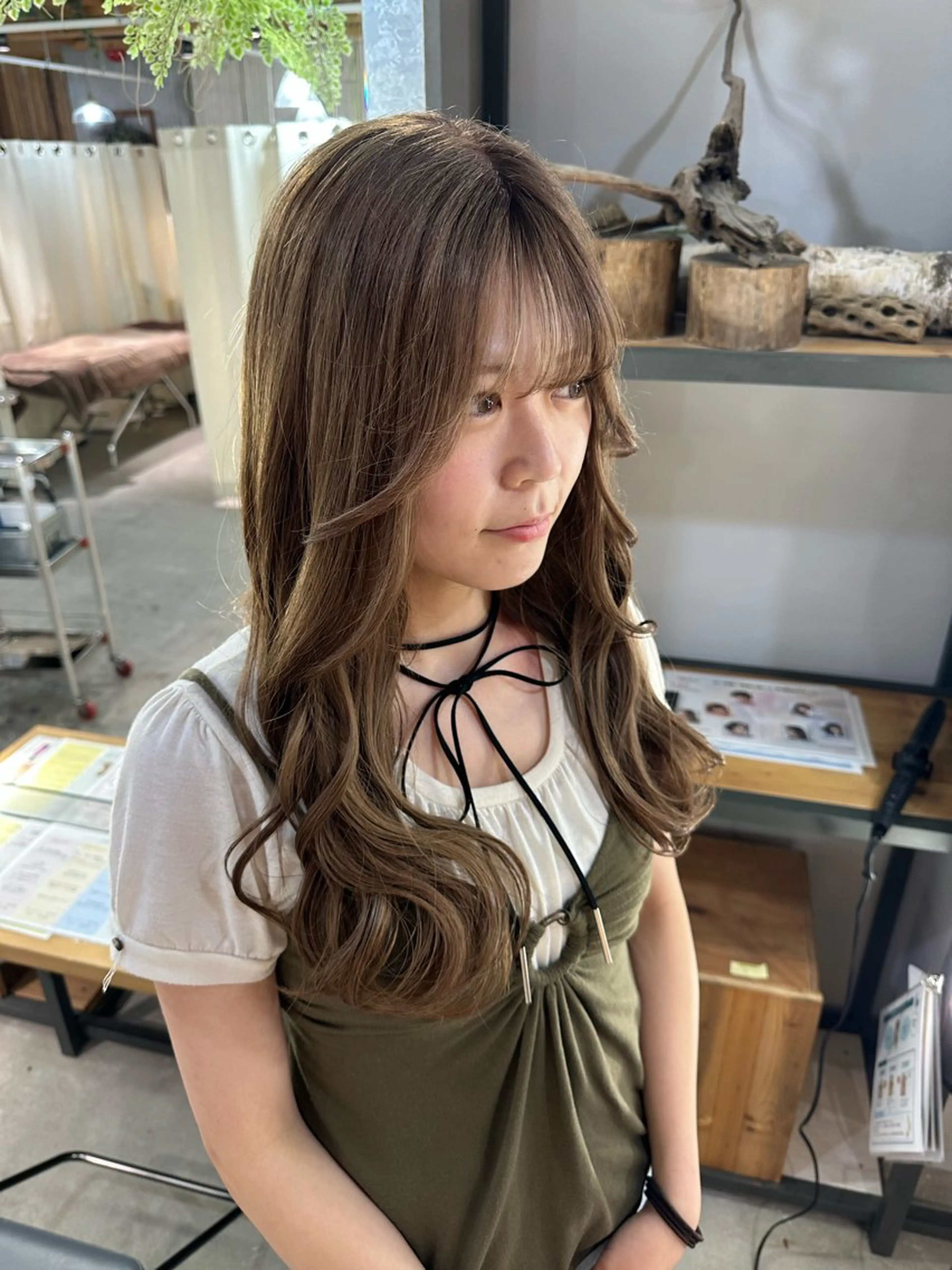 ロング カラー ベージュカラー ミルクティーベージュ カット ヘアカラー 溜一太／似合わせ/ メンズカットのヘアスタイル