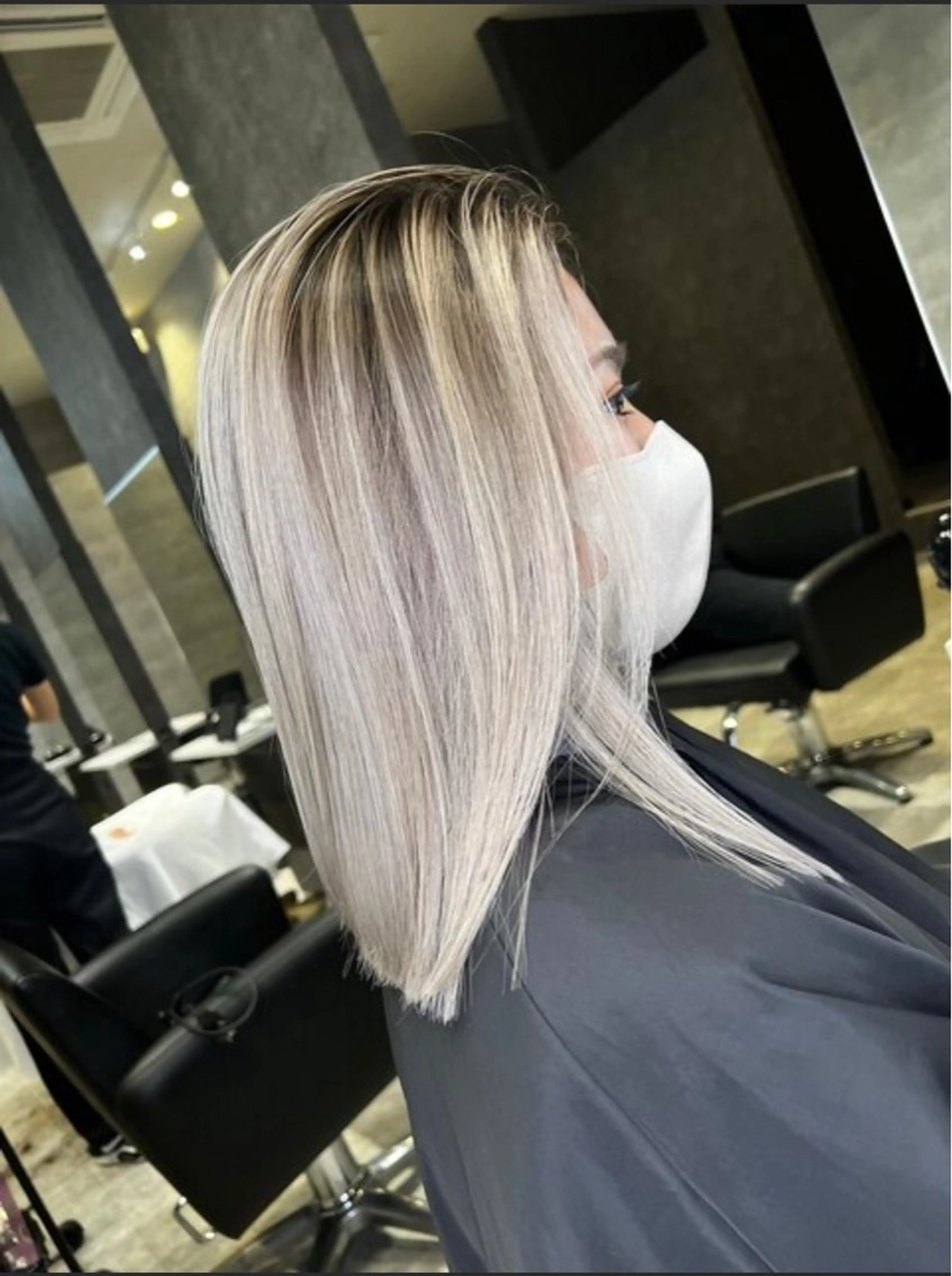 【期間限定】カット＋バレイヤージュ(ケアブリーチ+カラー)の写真