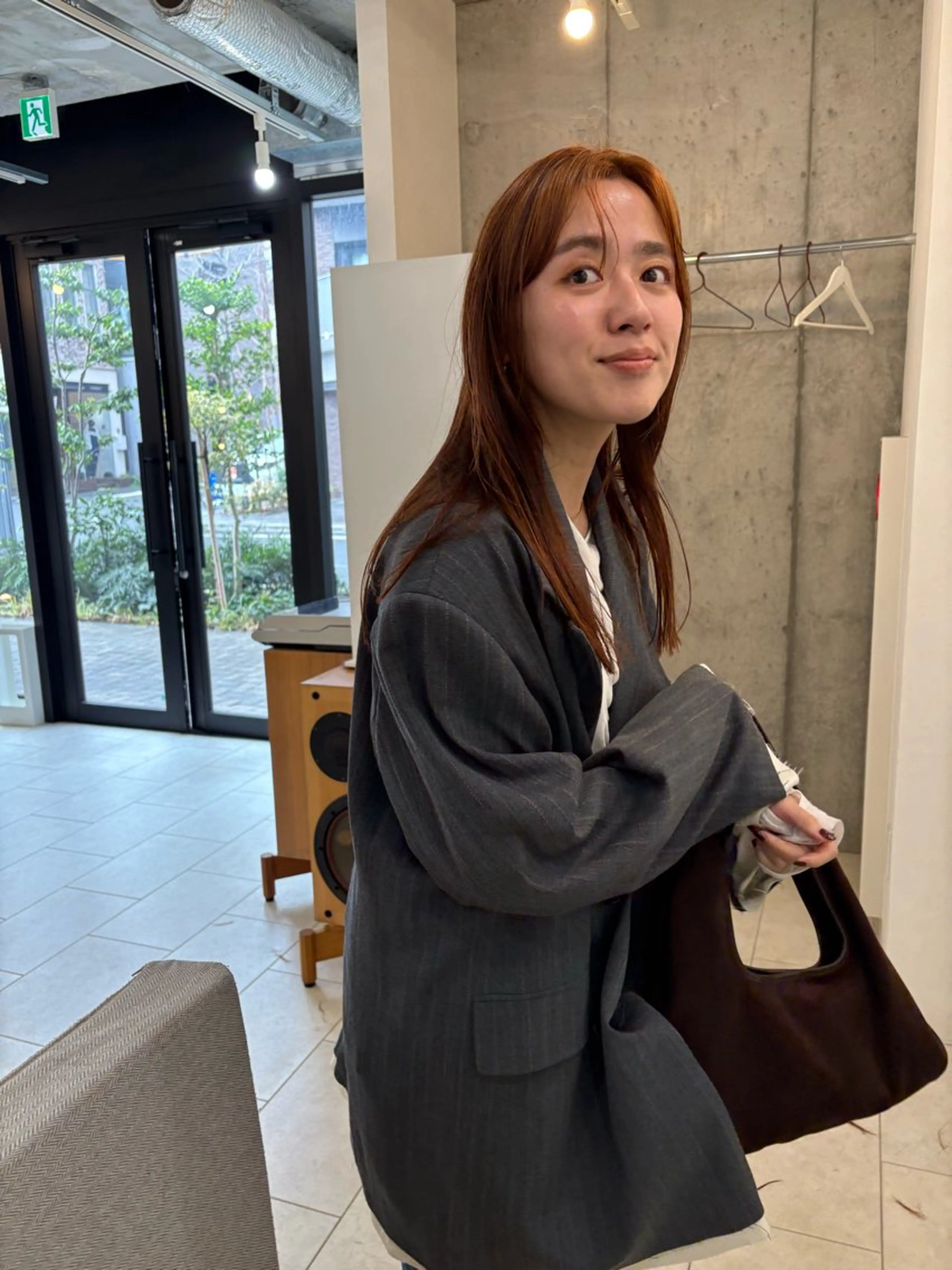 ロング カラー カット ヘアカラー eri kinjoのヘアスタイル