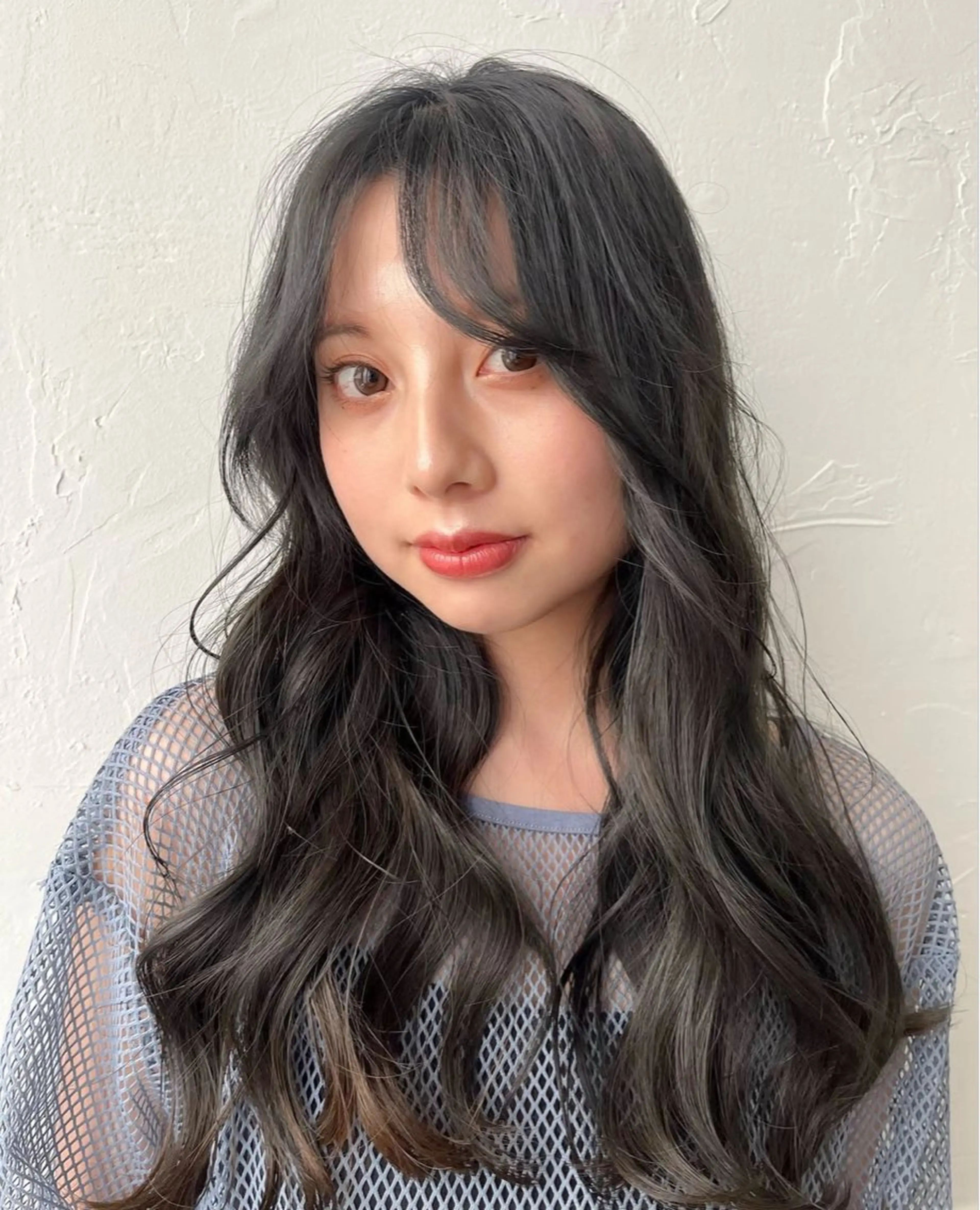 ロング カラー 草野 圭音のヘアスタイル