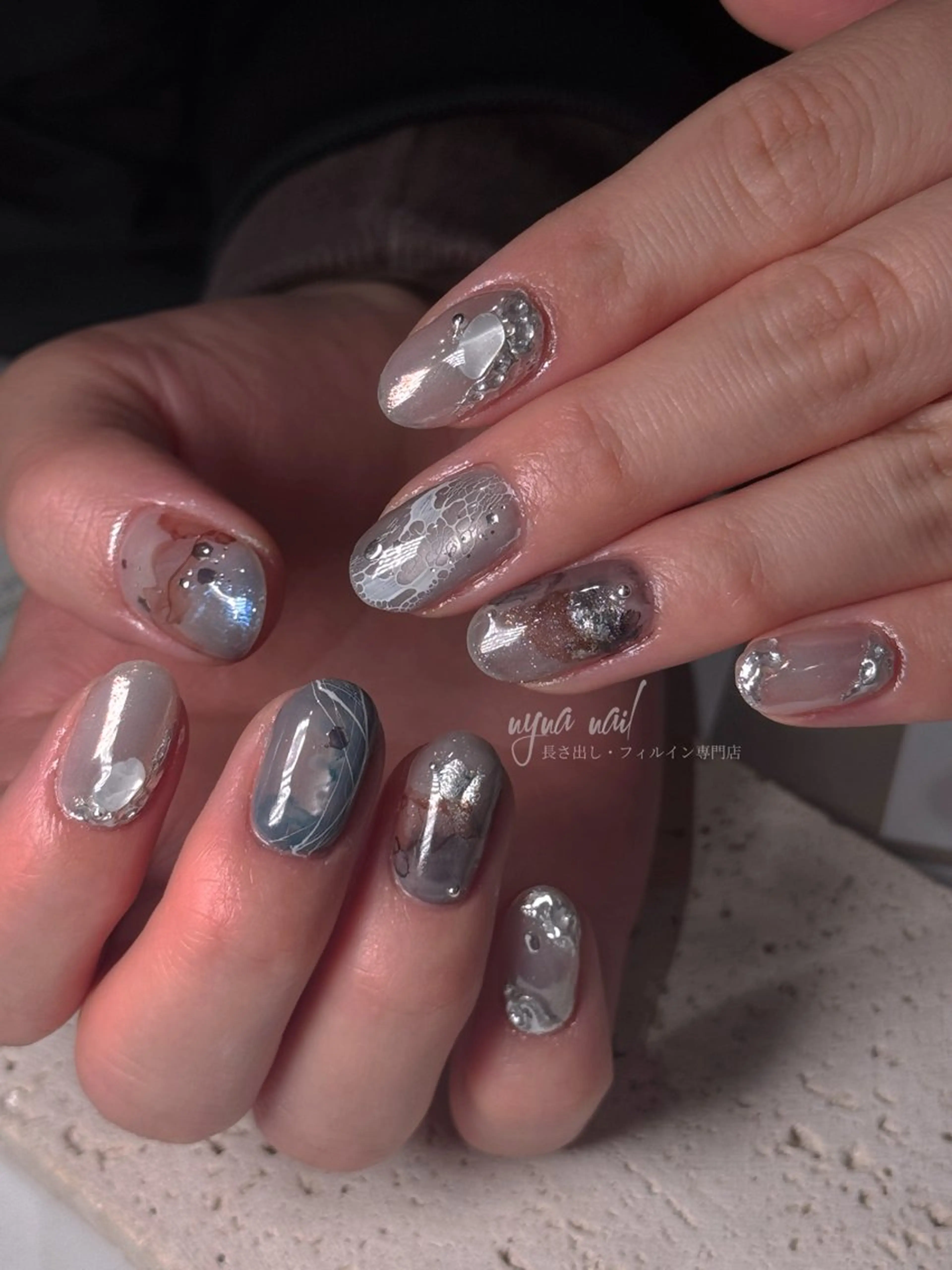 ネイル ニュアンスネイル ハンドネイル 長さ出し専門 nynaのネイルデザイン