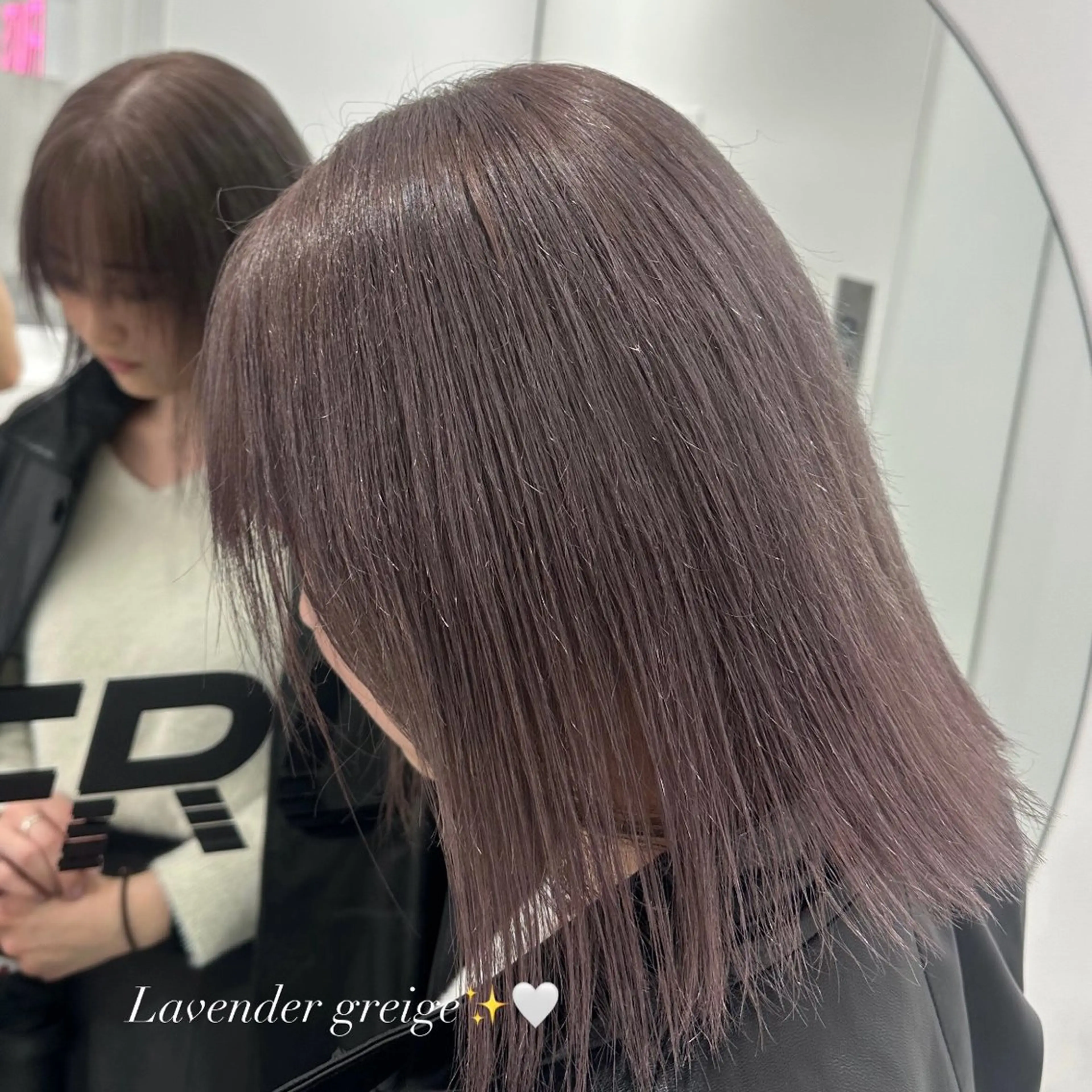 セミロング 韓国ガーリー🤍ハイ トーン🤍Ayanaのヘアスタイル