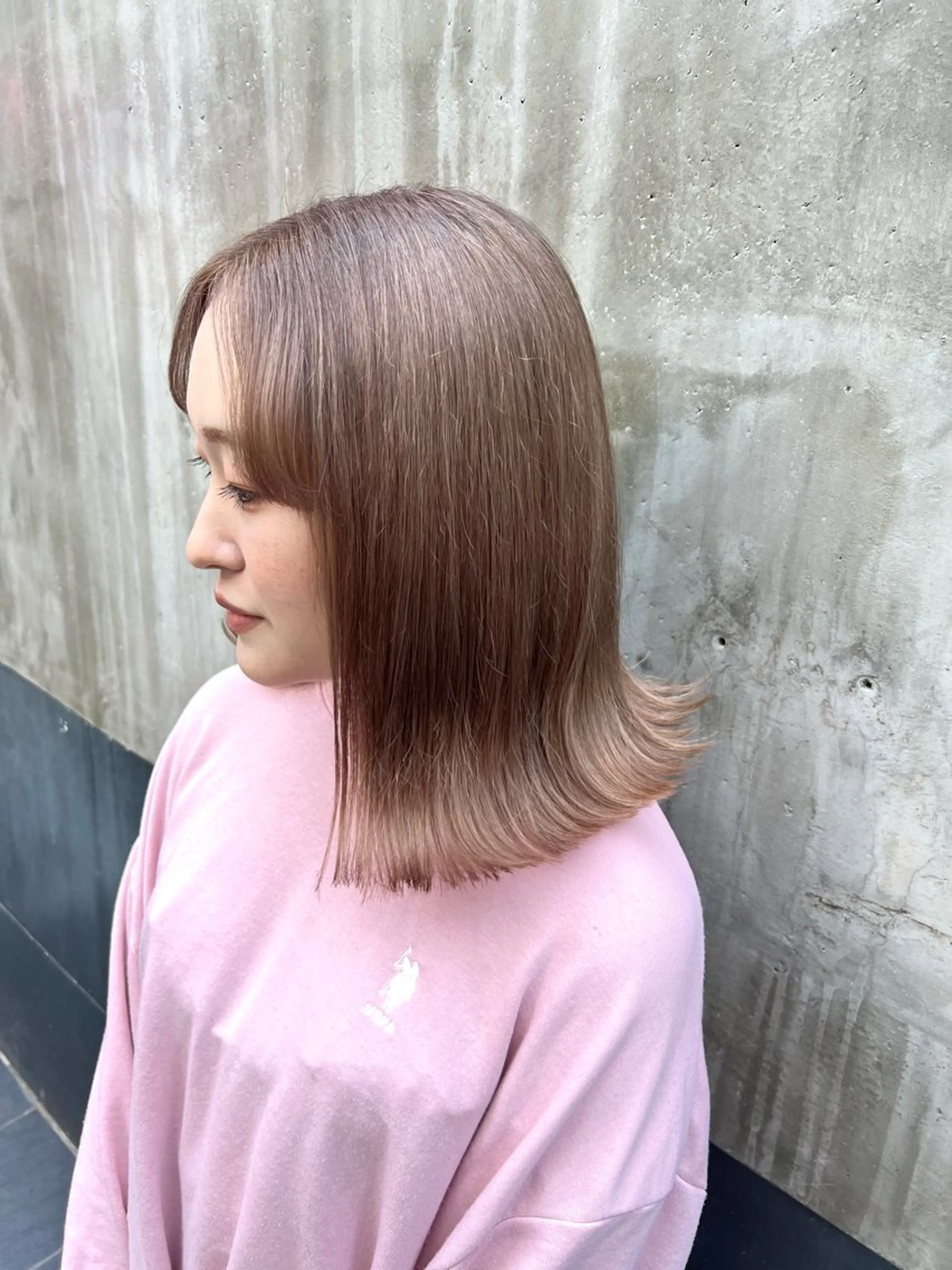 ミディアム カラー ベージュカラー ミルクティーベージュ ボブ 🍇おぐら めぐみ🍇のヘアスタイル