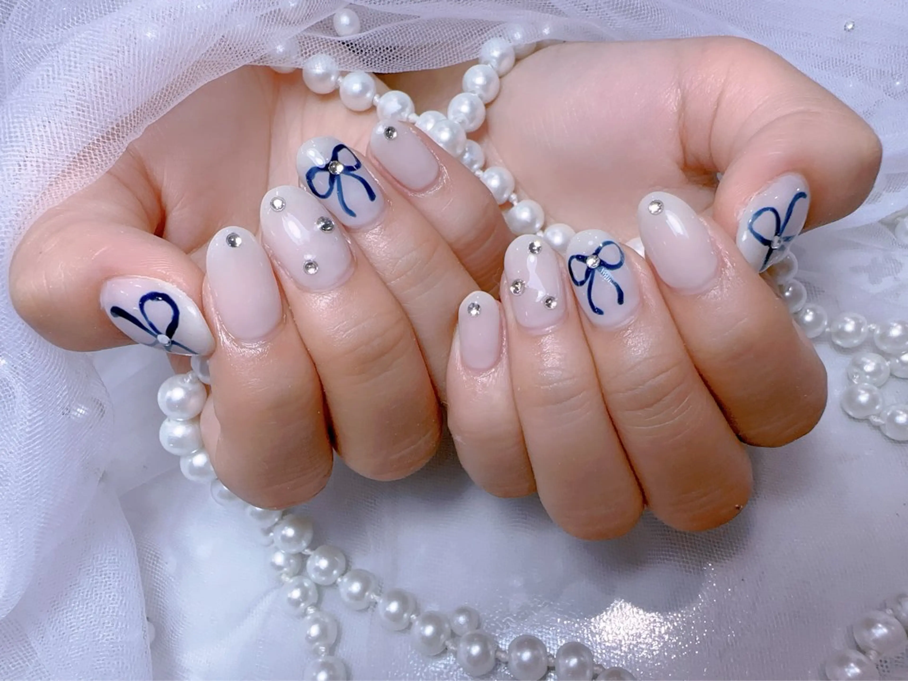 ネイル アートネイル フラッシュネイル フレンチネイル ジェルネイル ガラスフレンチ ハンドネイル You&Me Miyuのネイルデザイン