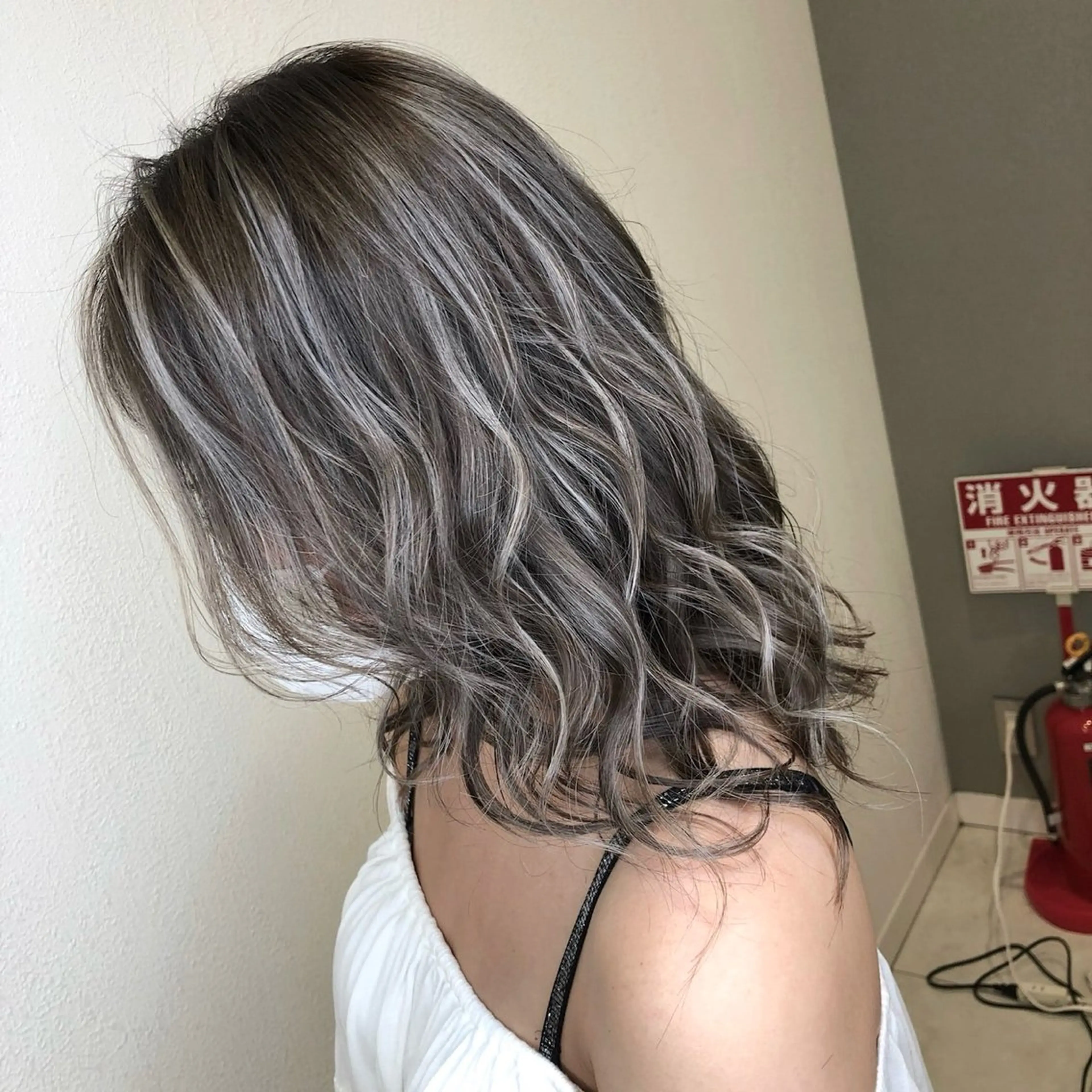 ロング カラー ハイライトカラー ハイライト カーリーパーマ/ パーマ/SAKURAのヘアスタイル