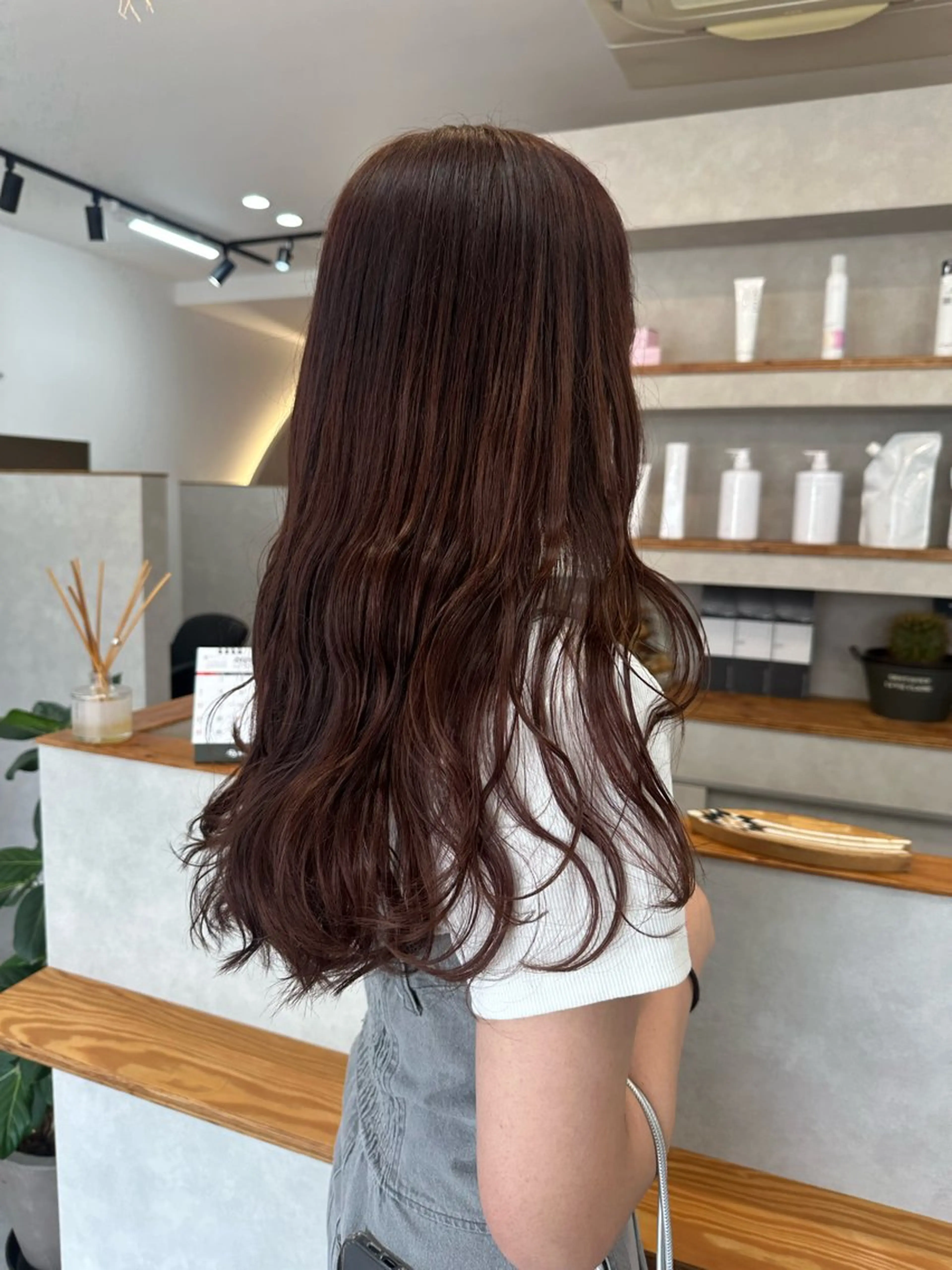 艶髪カラー＋カットの写真