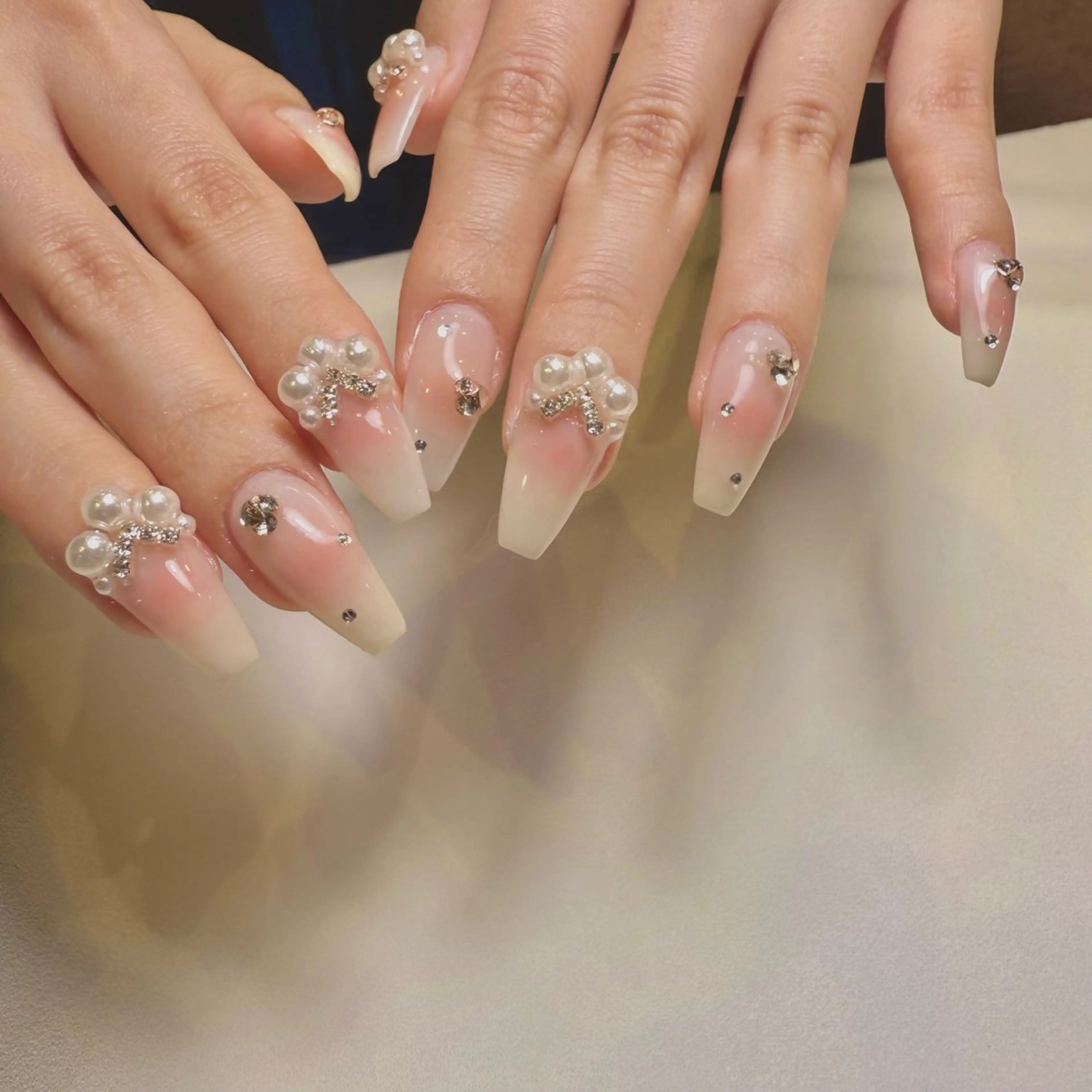 ネイル Mente 自由が丘所属・林 麗華のネイルデザイン