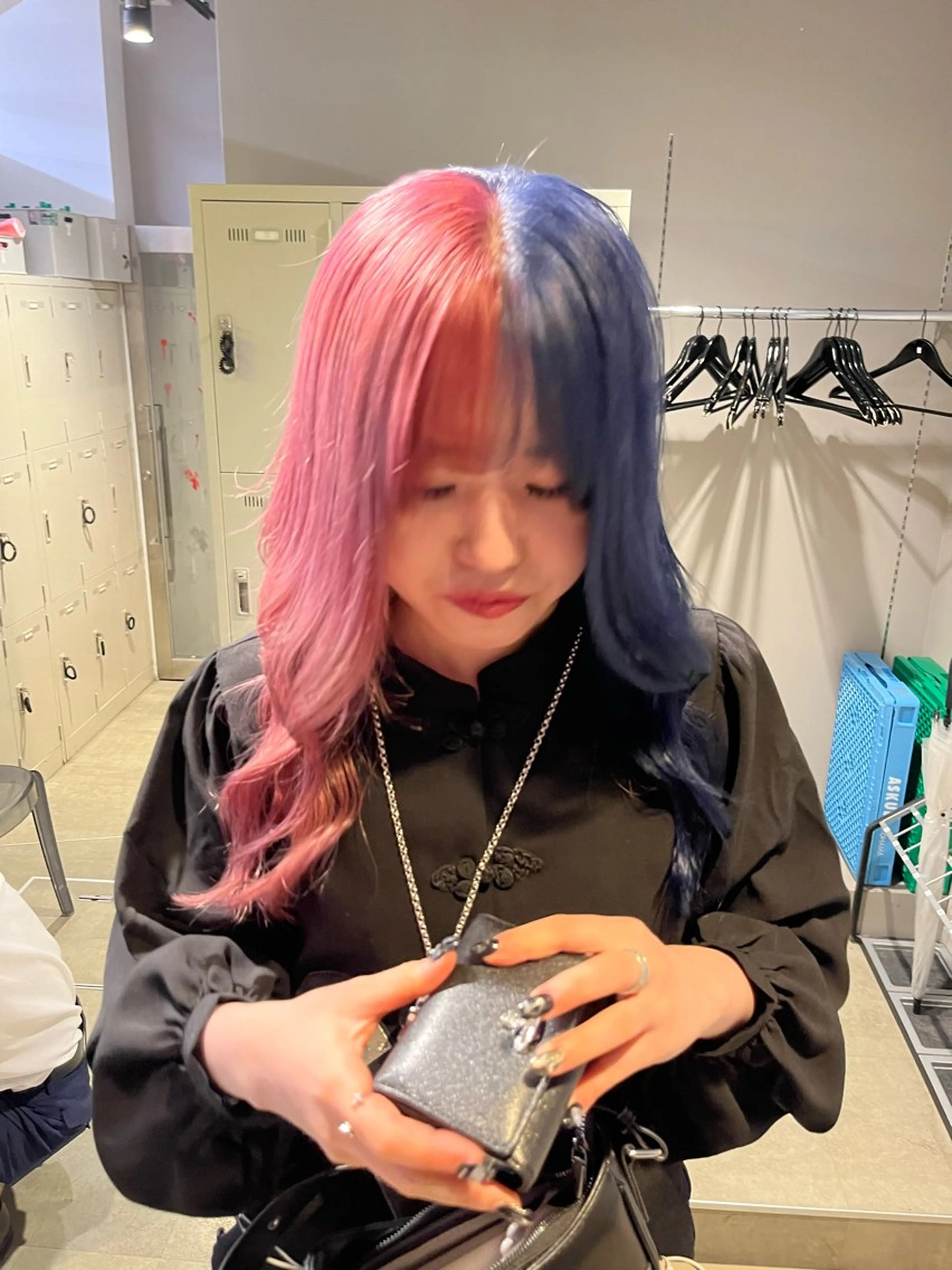 セミロング ヘアカラー トリートメント ヘッドスパ ヘアセット 寒色＆ブリーチ特化 寒色MiOのヘアスタイル