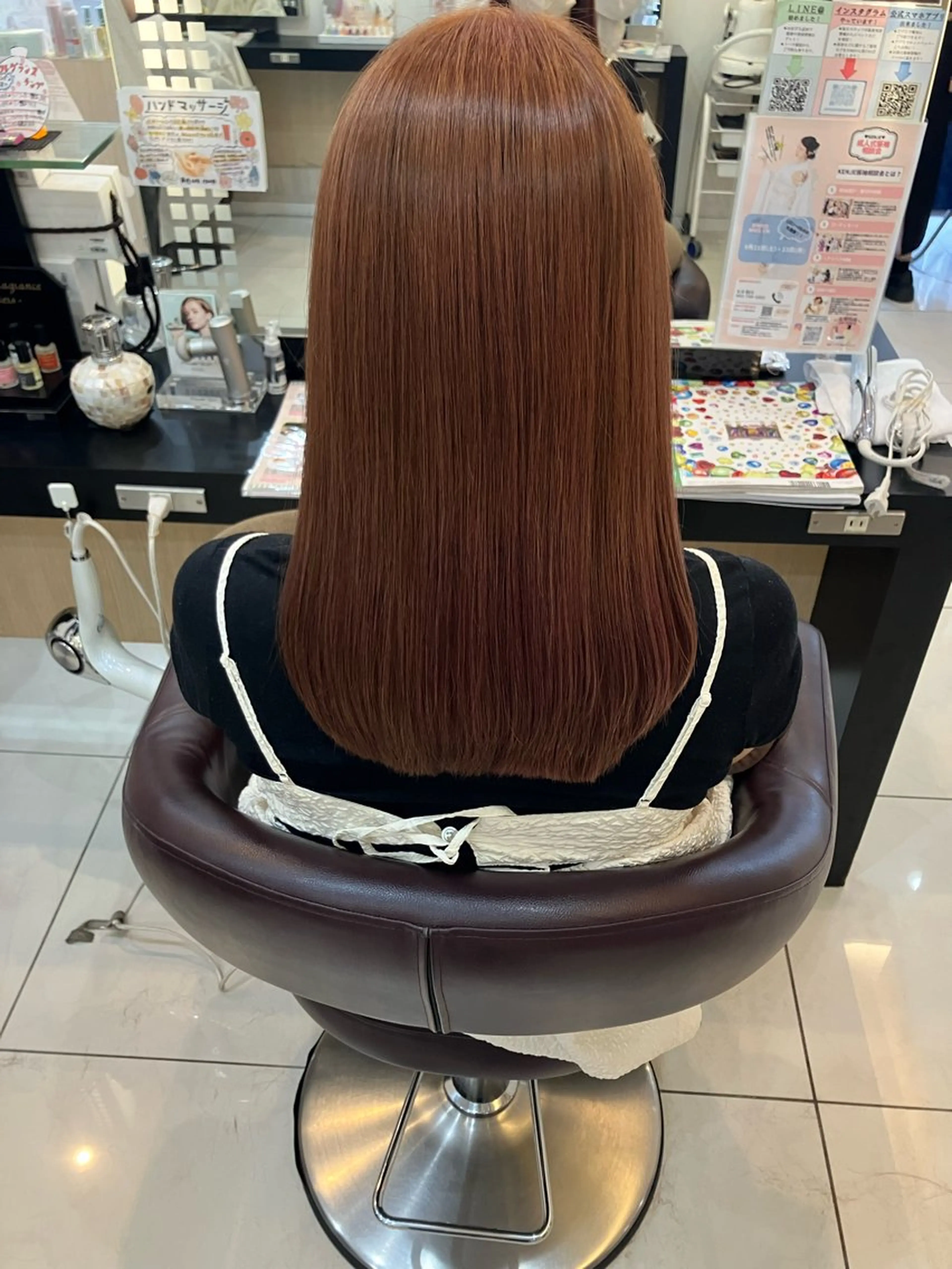 セミロング ヘアカラー トリートメント yukari 艶髪ヘアのヘアスタイル