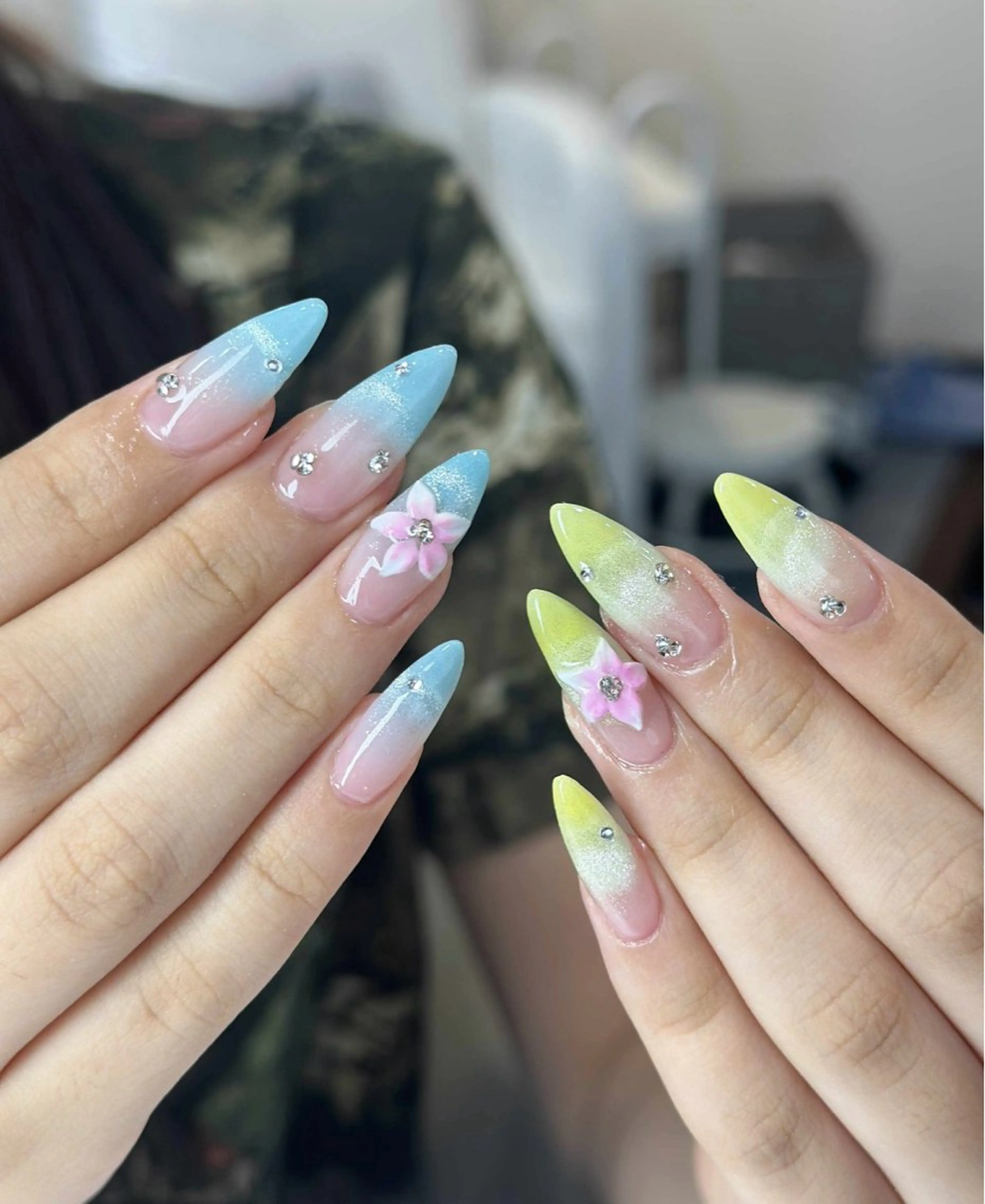 ネイル 長さ出し フレンチネイル 韓国ネイル レース マグネットネイル ハンドネイル 波 なみのネイルデザイン