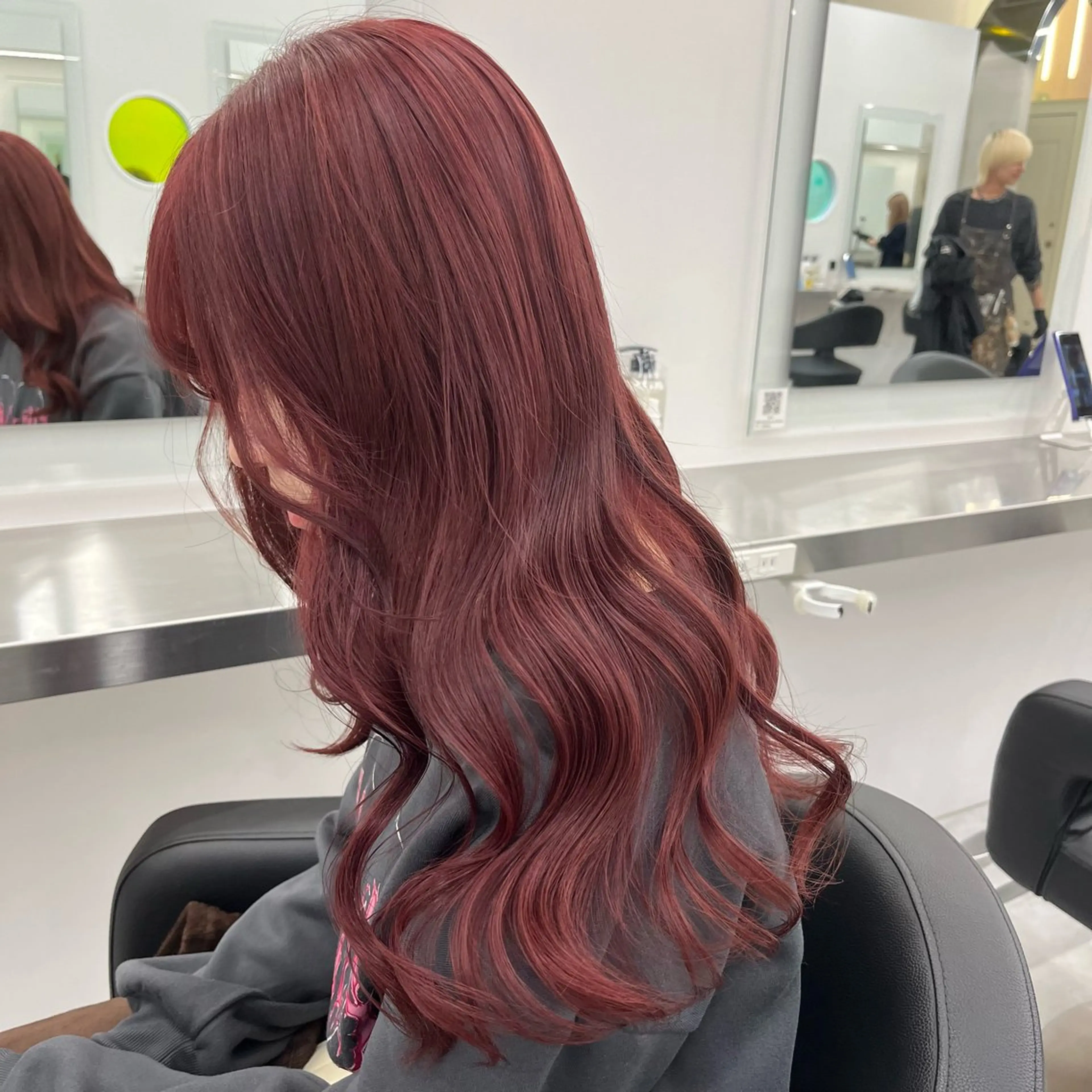 ロング ヘアカラー トリートメント ヘッドスパ 💗韓国暖色ヘア NO.1💗🪽のヘアスタイル