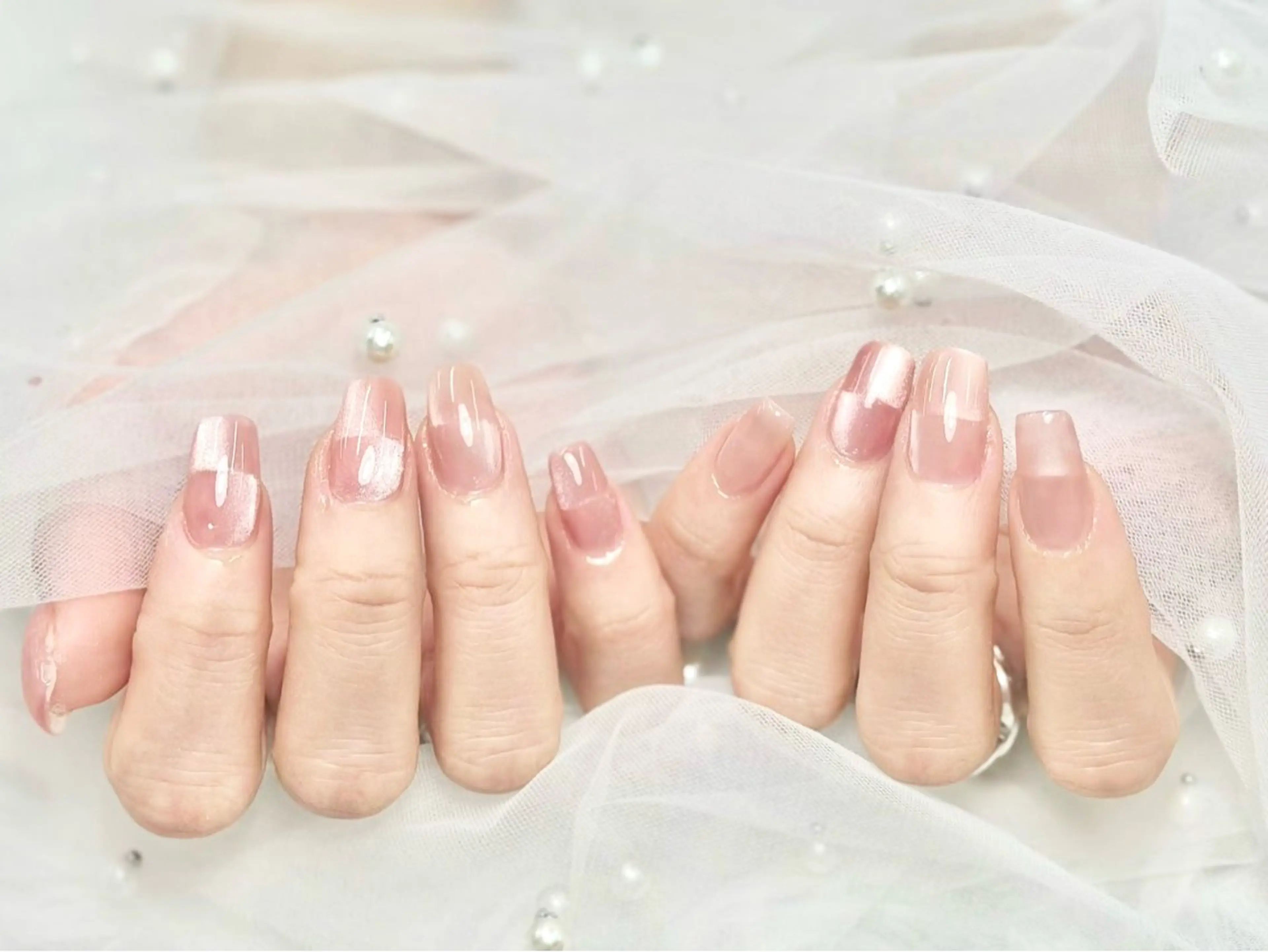 ネイル ハンドネイル 新宿AOI フォルム重視のネイルデザイン