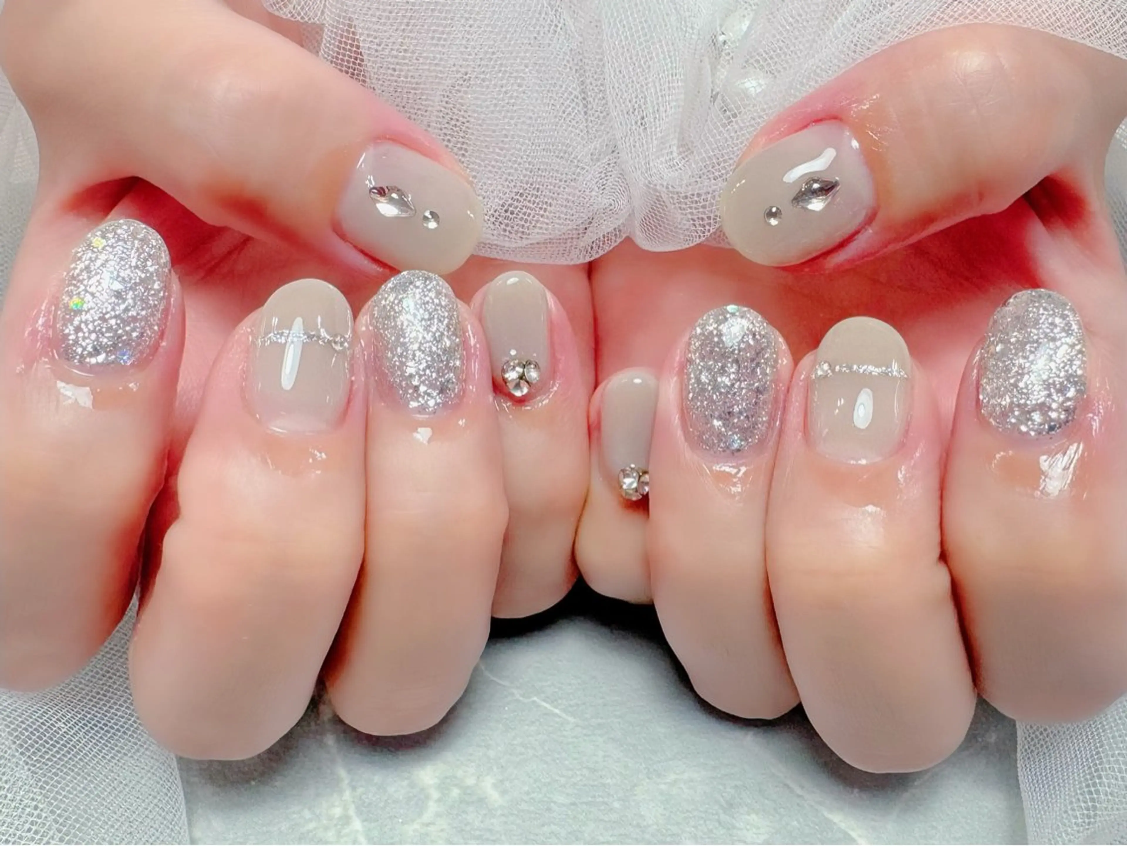 ネイル ハンドネイル マジックミラー所属・マジック ミラーのネイルデザイン