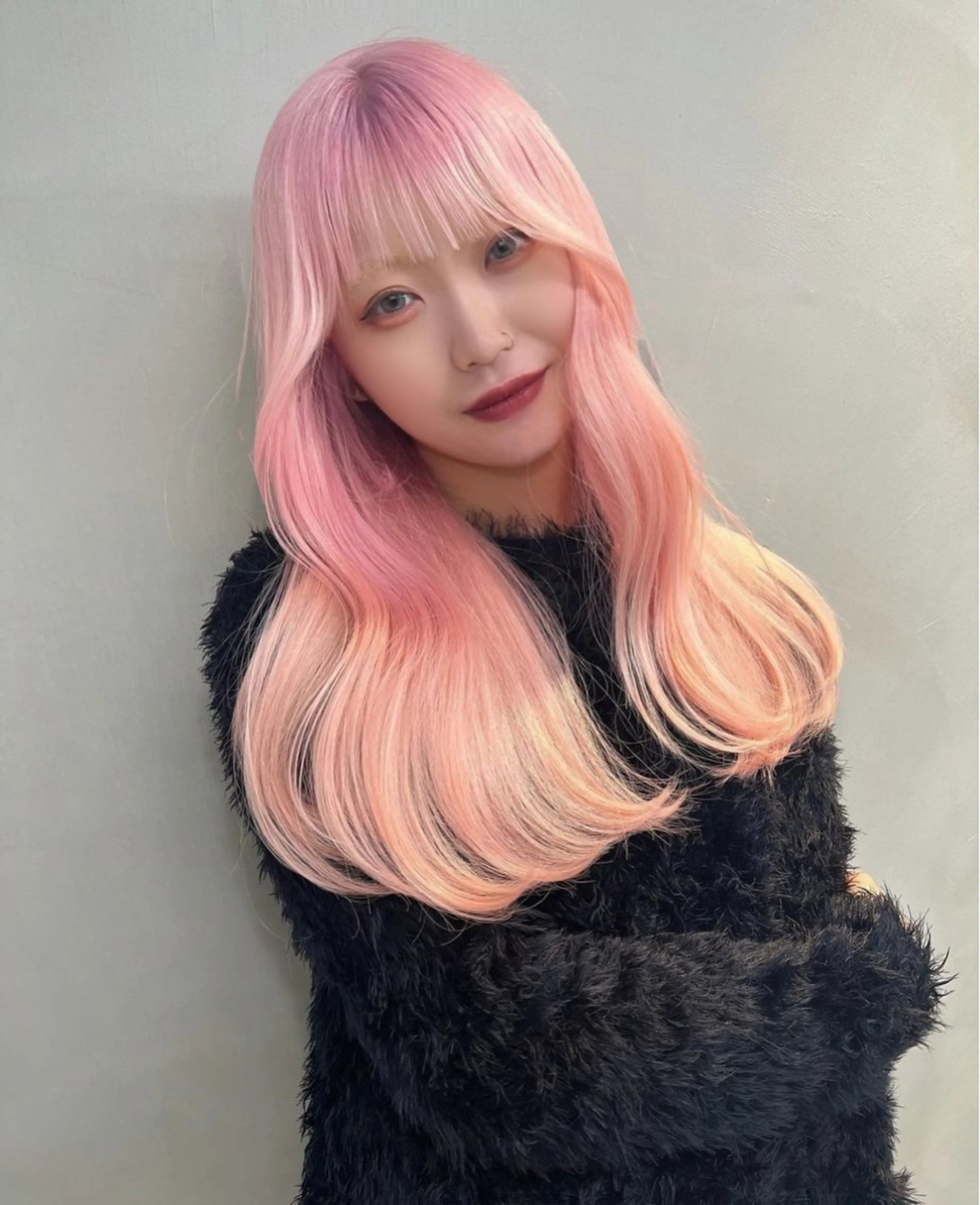 ロング カラー カット ヘアカラー トリートメント 韓国/レイヤー/ 透明感🩶ひかる🩶のヘアスタイル