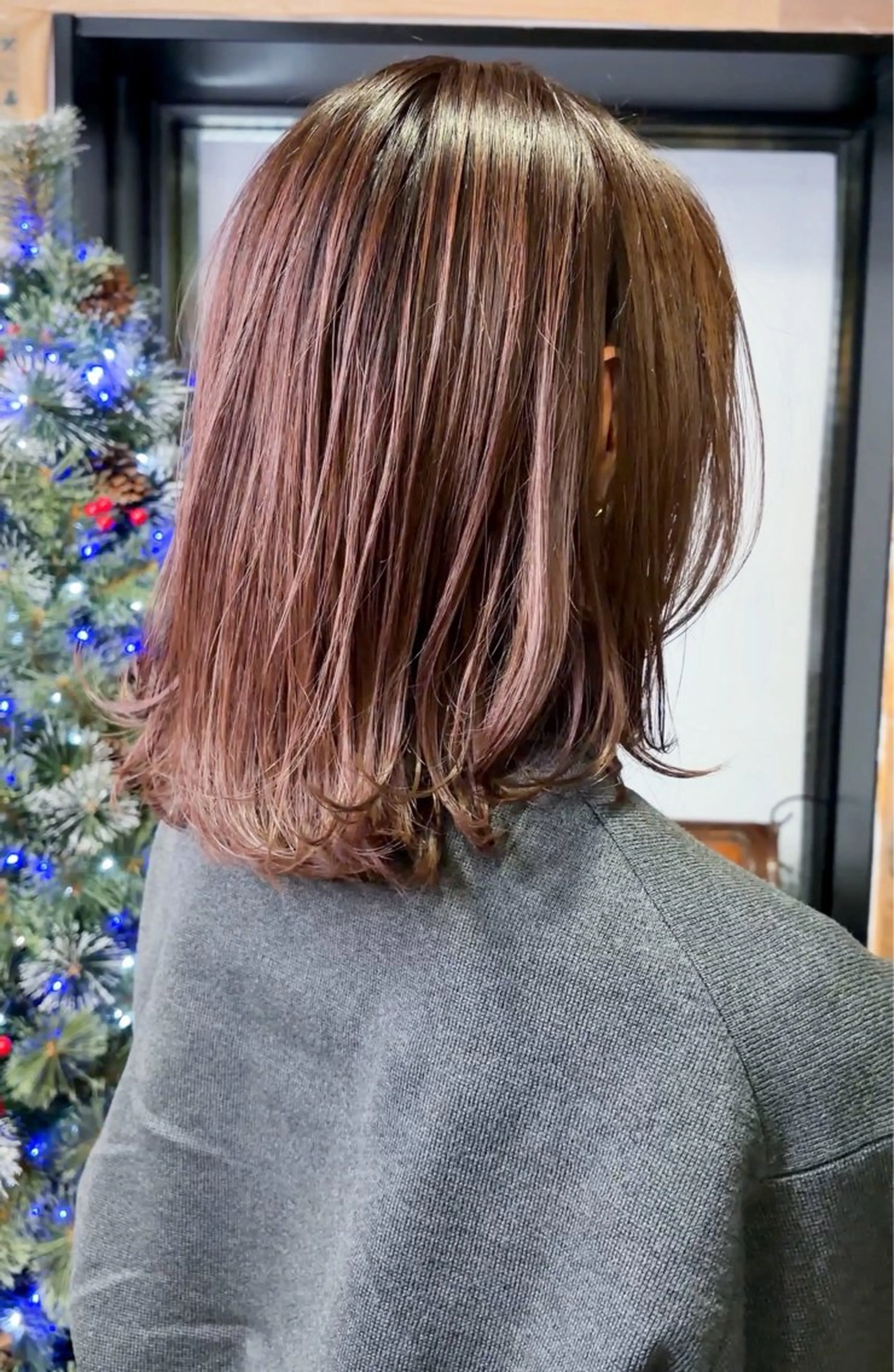 ミディアム カラー グレージュ ミルクティーグレージュ Chic シックのヘアスタイル