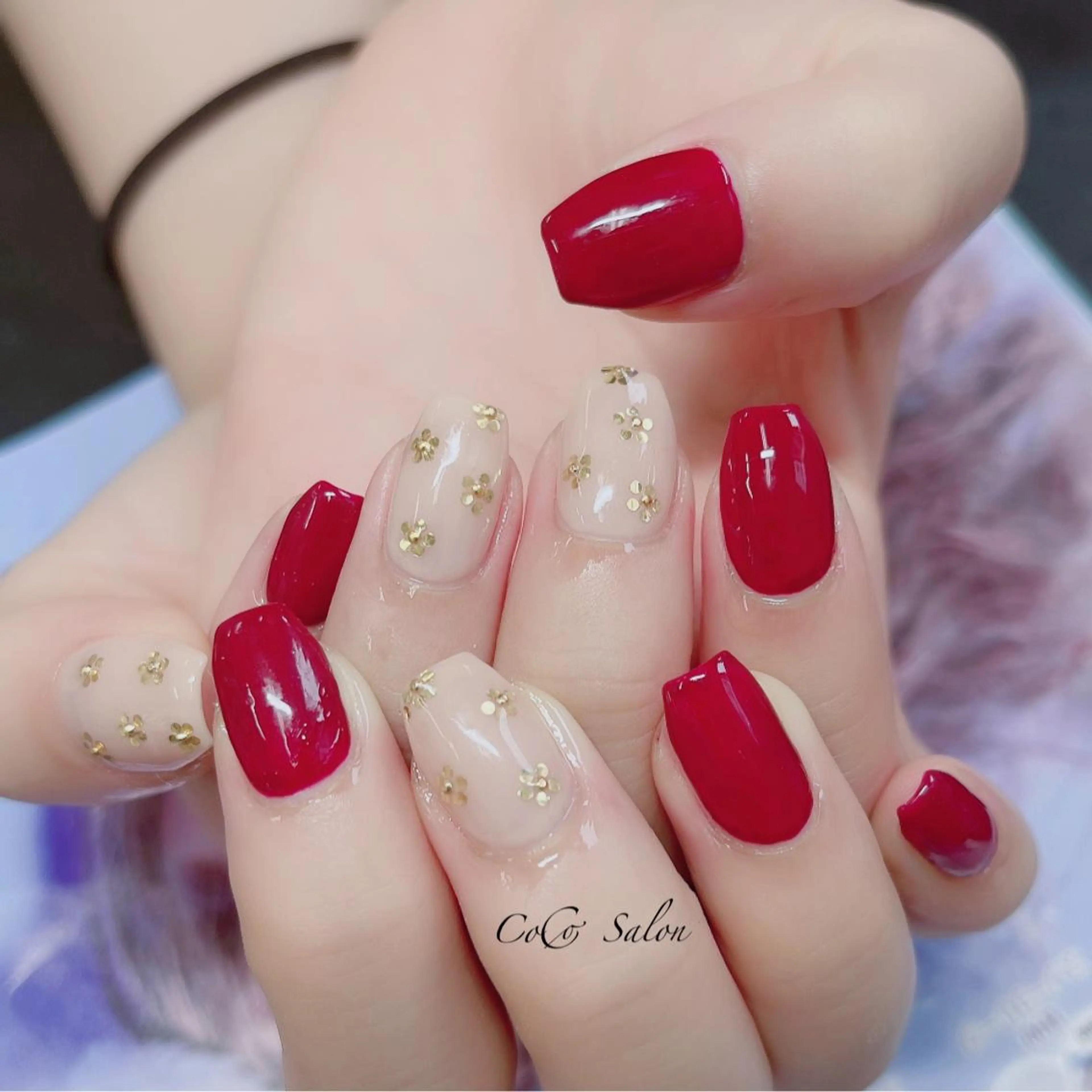 ネイル ボルドー 長さ出し フラワーネイル ジェルネイル ホログラムネイル ハンドネイル CoCoSalon ネイル/まつ毛予約のネイルデザイン