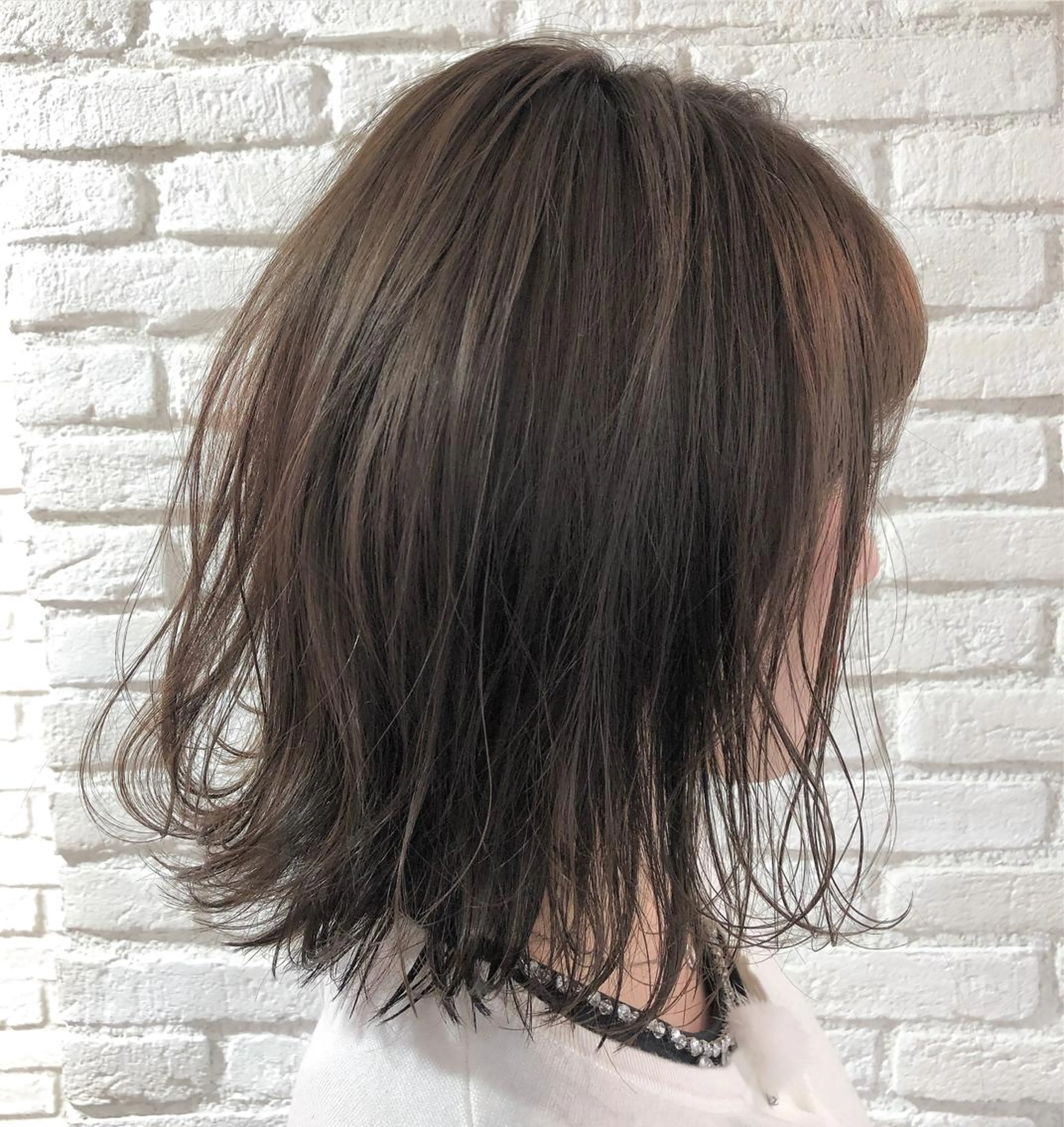 ミディアム カラー パーマ ヘアアレンジ ネイル マツエク・マツパ カット ヘアカラー トリートメント ヘアセット レイヤー＆カラー 人気美容師倉崎涼のヘアスタイル