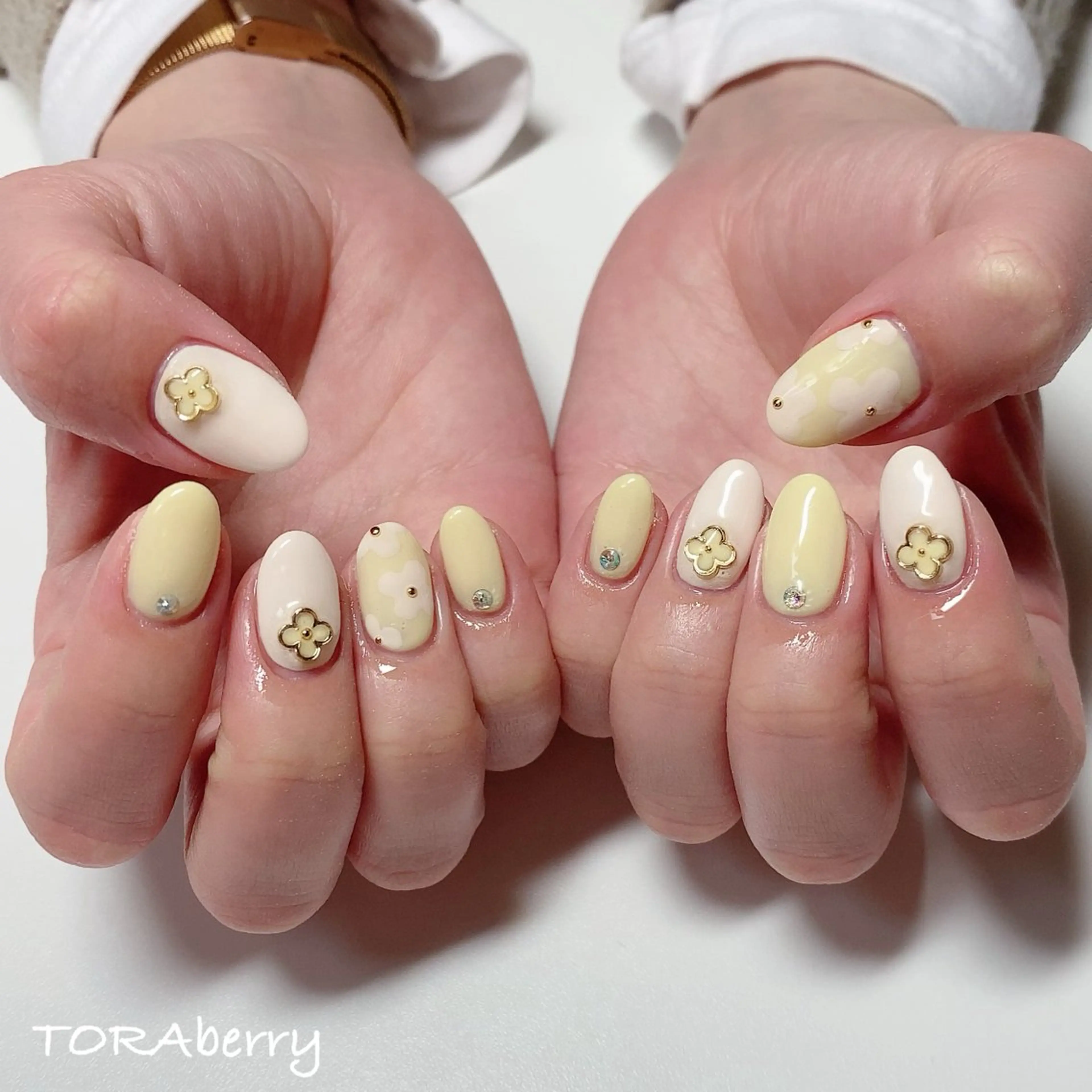 ネイル ハンドネイル ネイリスト なつみのネイルデザイン