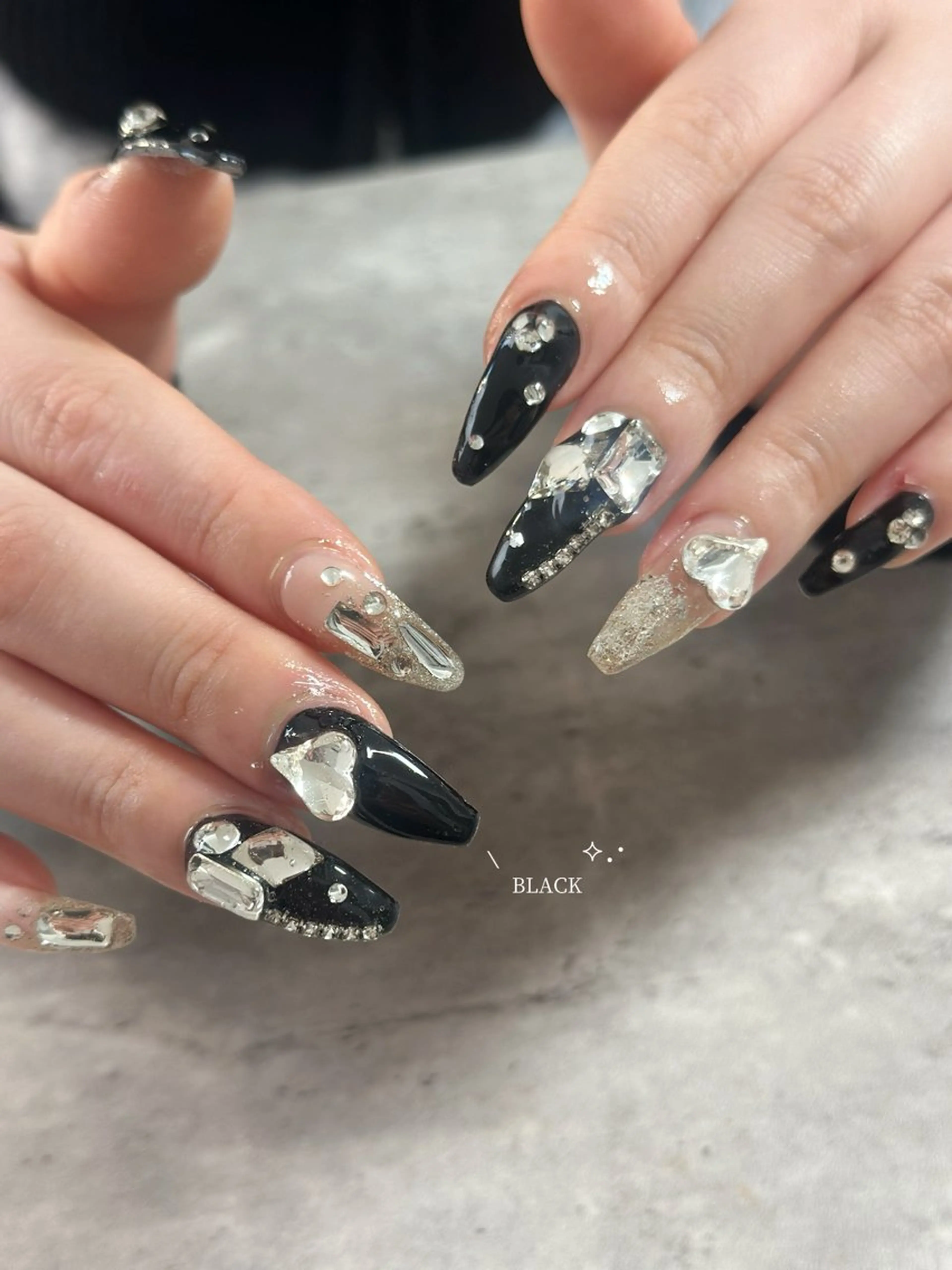 ネイル ハンドネイル One's Nail Roomのネイルデザイン
