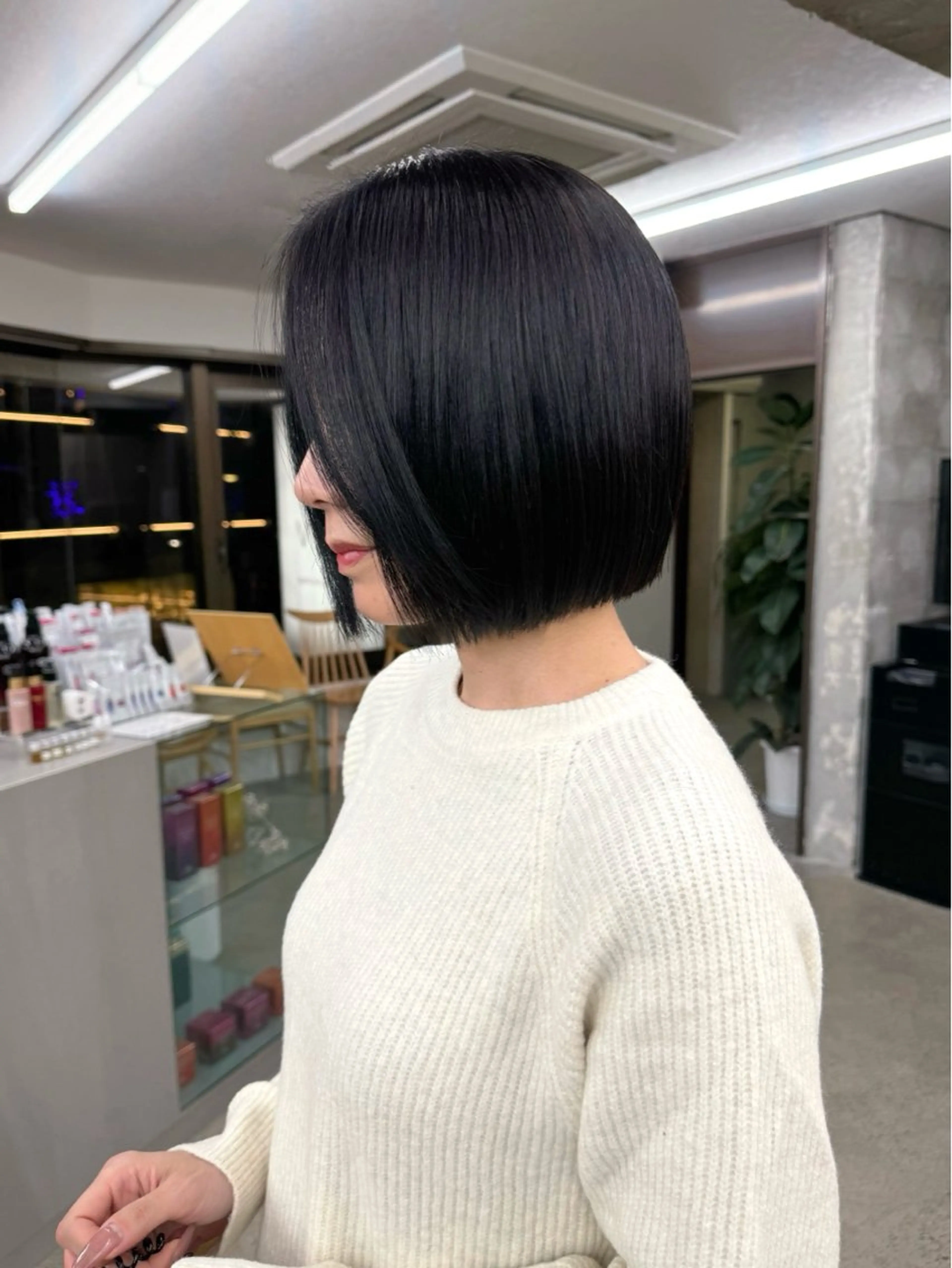 ショート カラー ボブ/レイヤー/ グレージュ/moyuのヘアスタイル