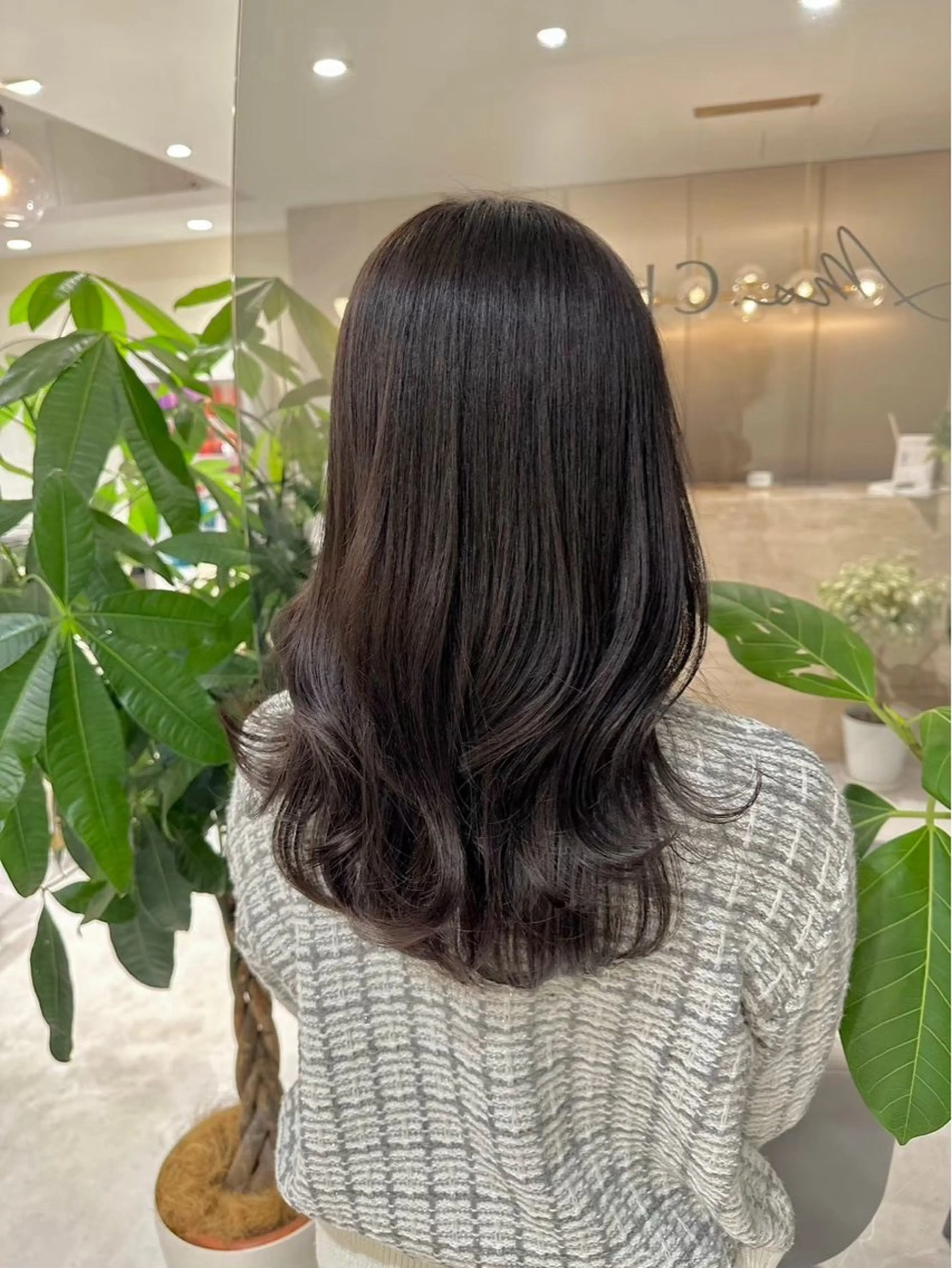 セミロング カラー 似合わせカット 小顔カット 縮毛矯正 1日1名様限定 予約可能のヘアスタイル