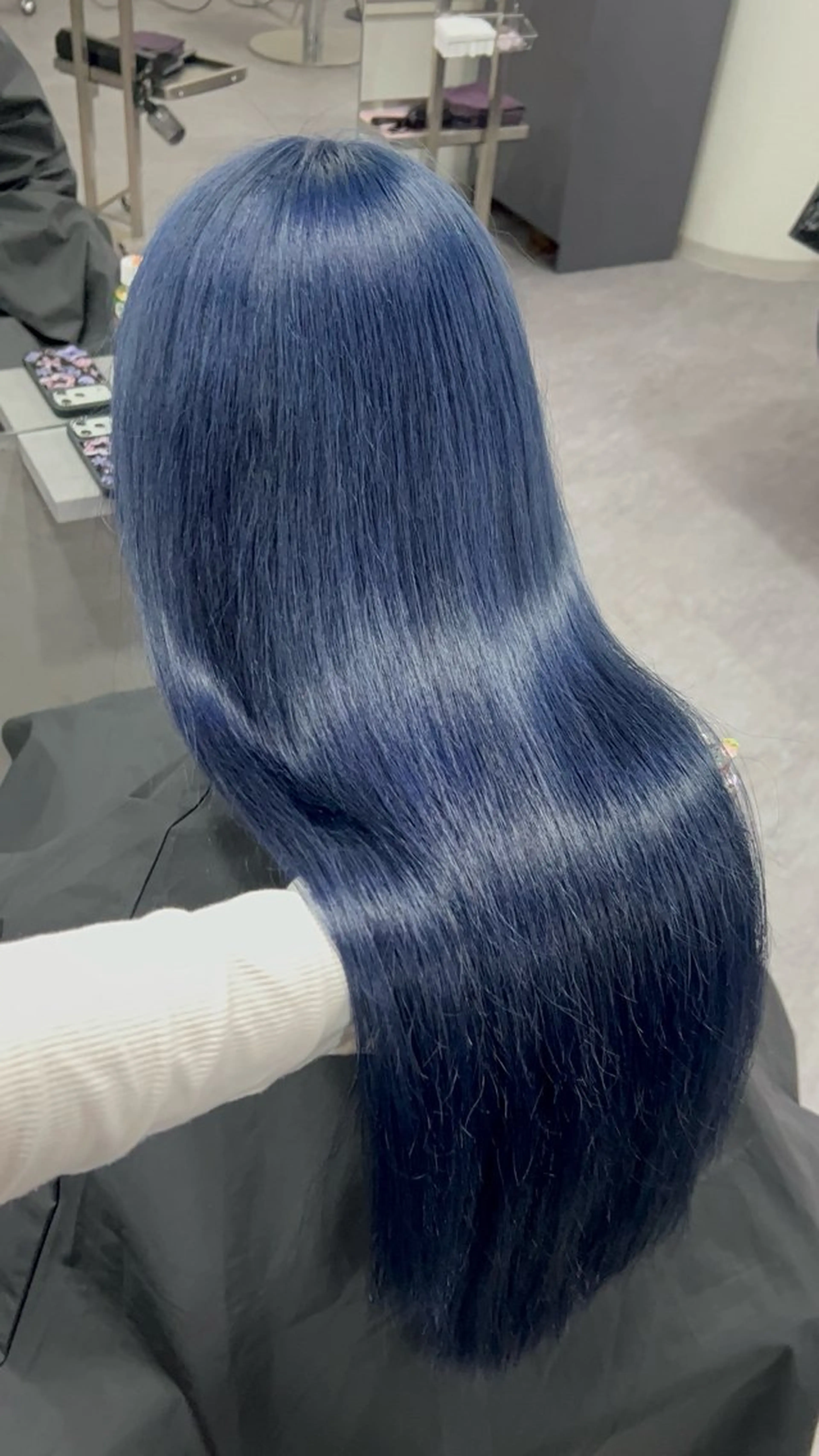 💙ブルーカラー💙ブリーチリタッチ➕カラー➕トリートメントの写真