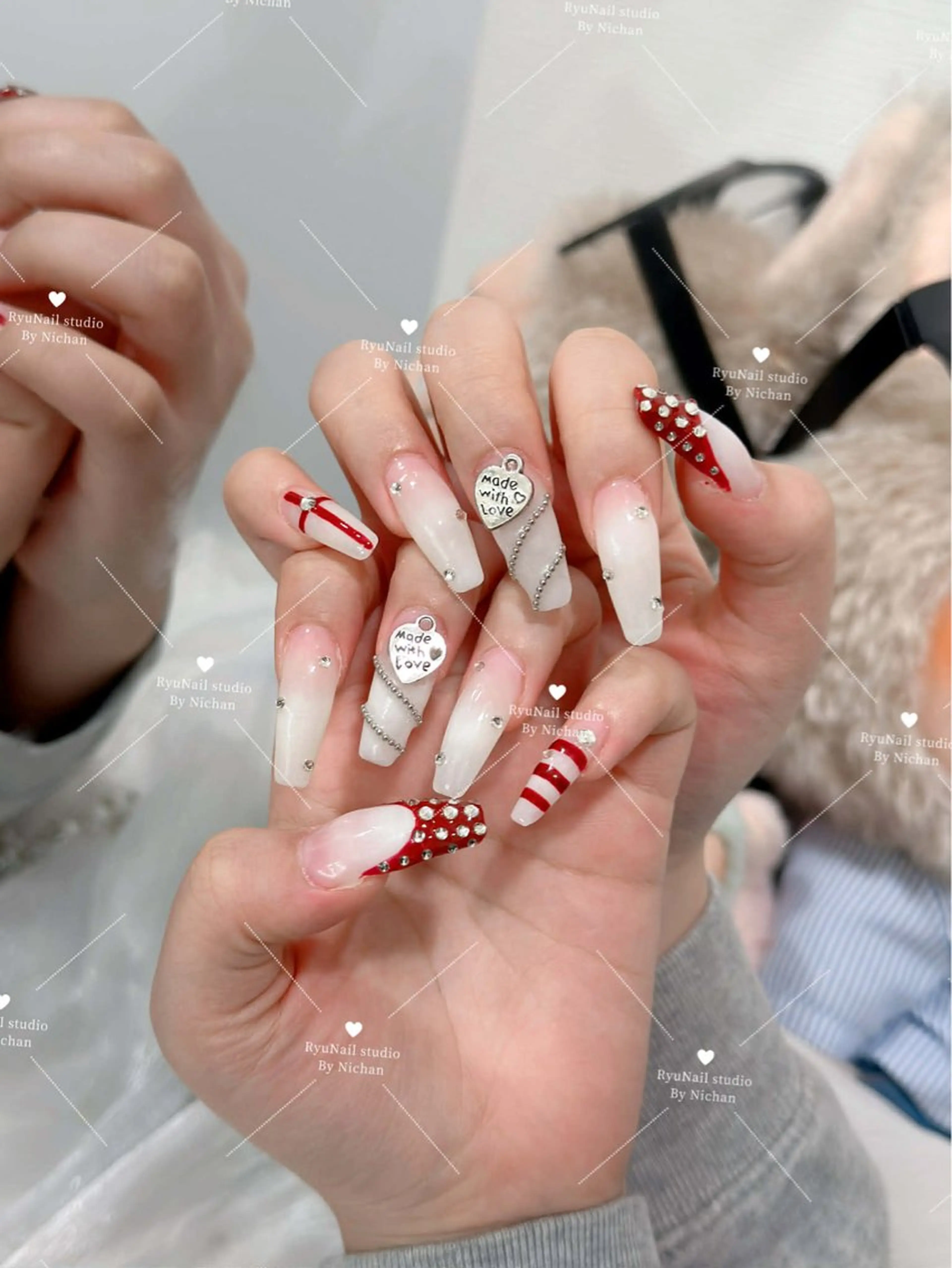 ネイル アートネイル ジェルネイル マグネットネイル ニュアンスネイル シンプルネイル ハンドネイル Ryu Nail NekoChanのネイルデザイン