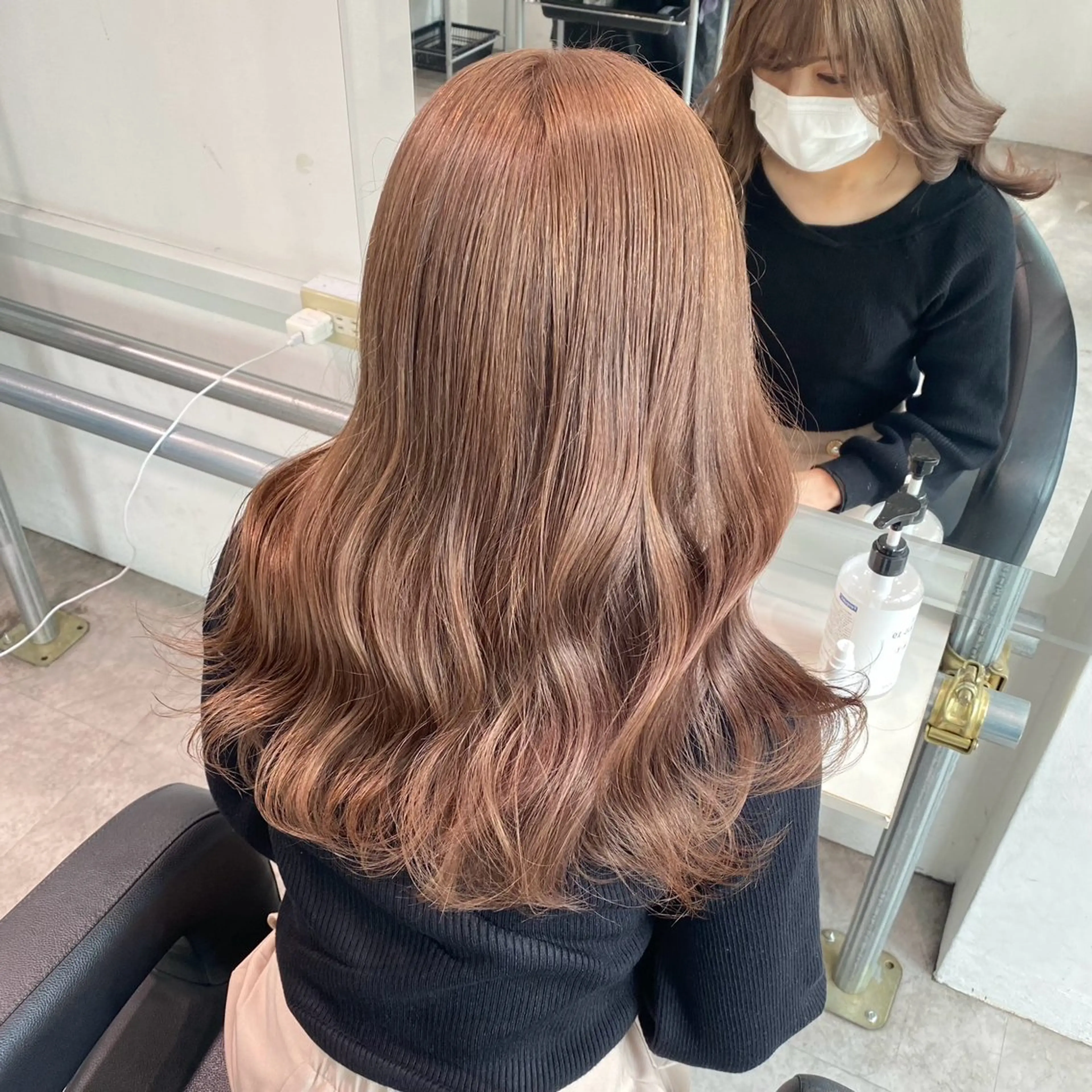 ロング カラー ブリーチ ケアブリーチ ダブルカラー 💙ハイトーン韓国風 色白ヘア💙manaのヘアスタイル