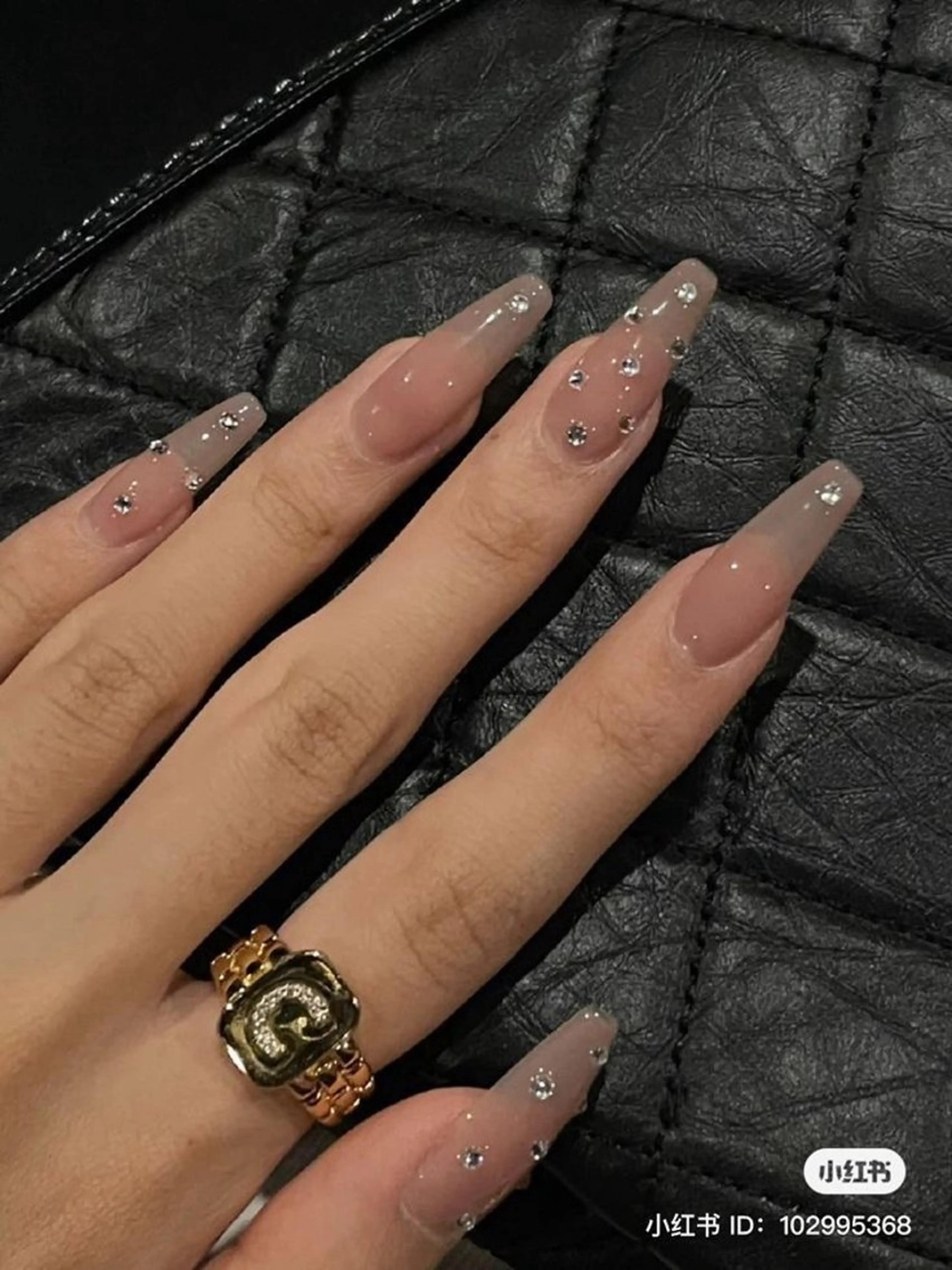 ネイル フレンチネイル ジェルネイル マグネットネイル 持ち込み ニュアンスネイル ハンドネイル Ribbonnail salonのネイルデザイン