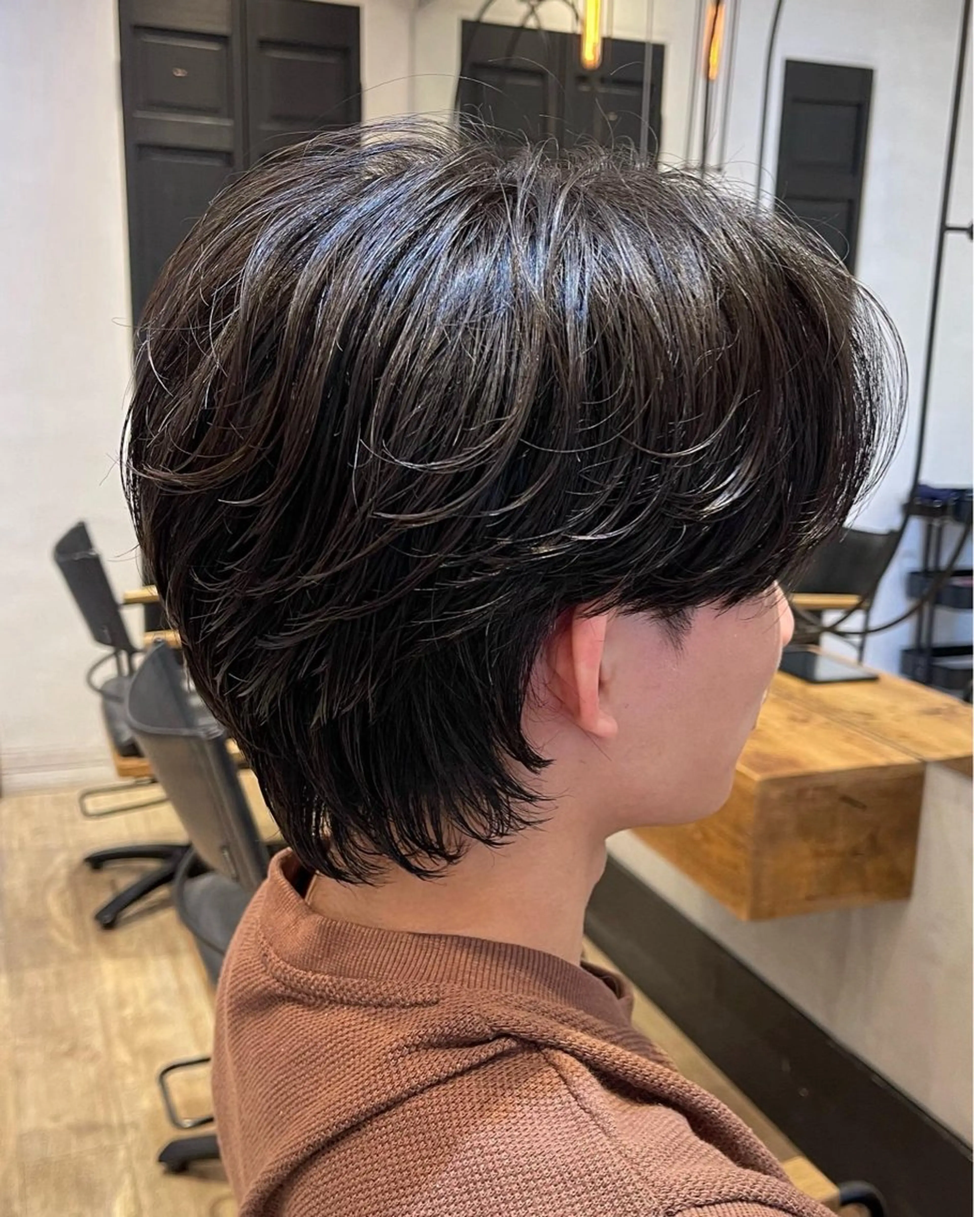 ショート パーマ メンズ ビジネス フェードカット メンズ韓国風 マッシュ メンズパーマ lana hair 新宿髪質改善トリートメント新宿三丁目【ラナヘアー】所属・新宿メンズ専門 モテ清潔感パーマ特化のヘアスタイル