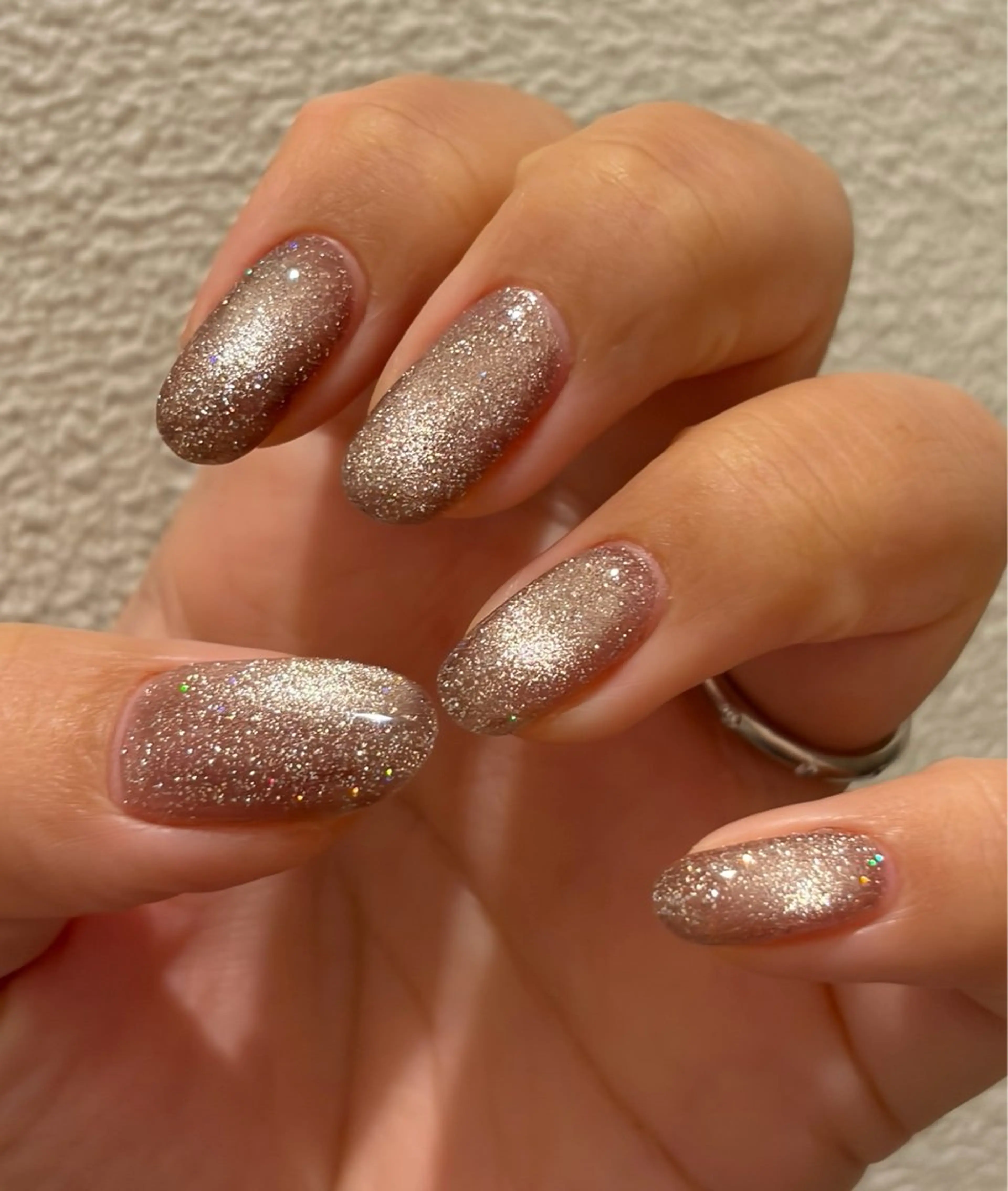 【練習モデルハンド🖐️オフ無し】🤍マグネット🧲の写真