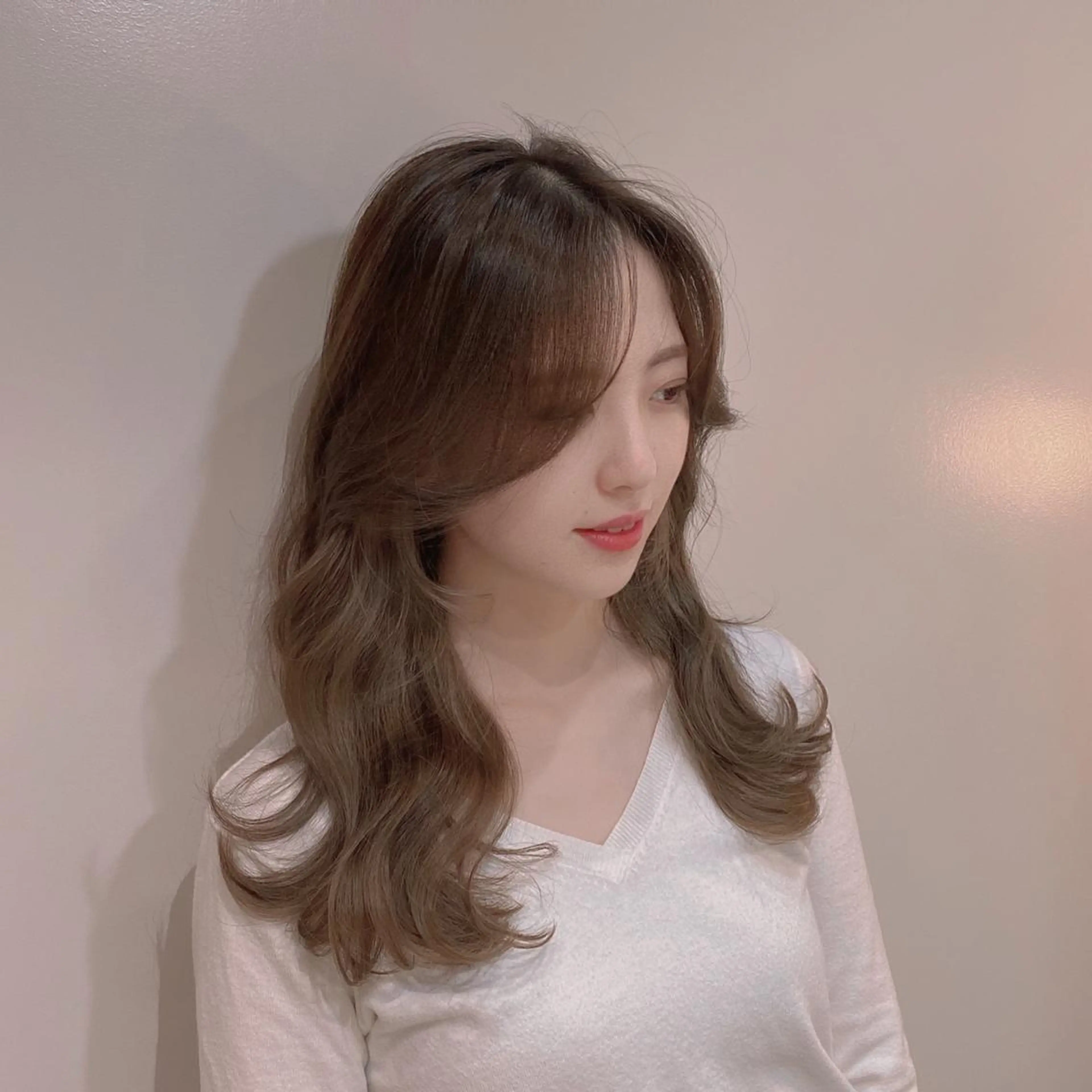 セミロング カット ヘアカラー トリートメント パーソナルカラー lapiax阿部のヘアスタイル