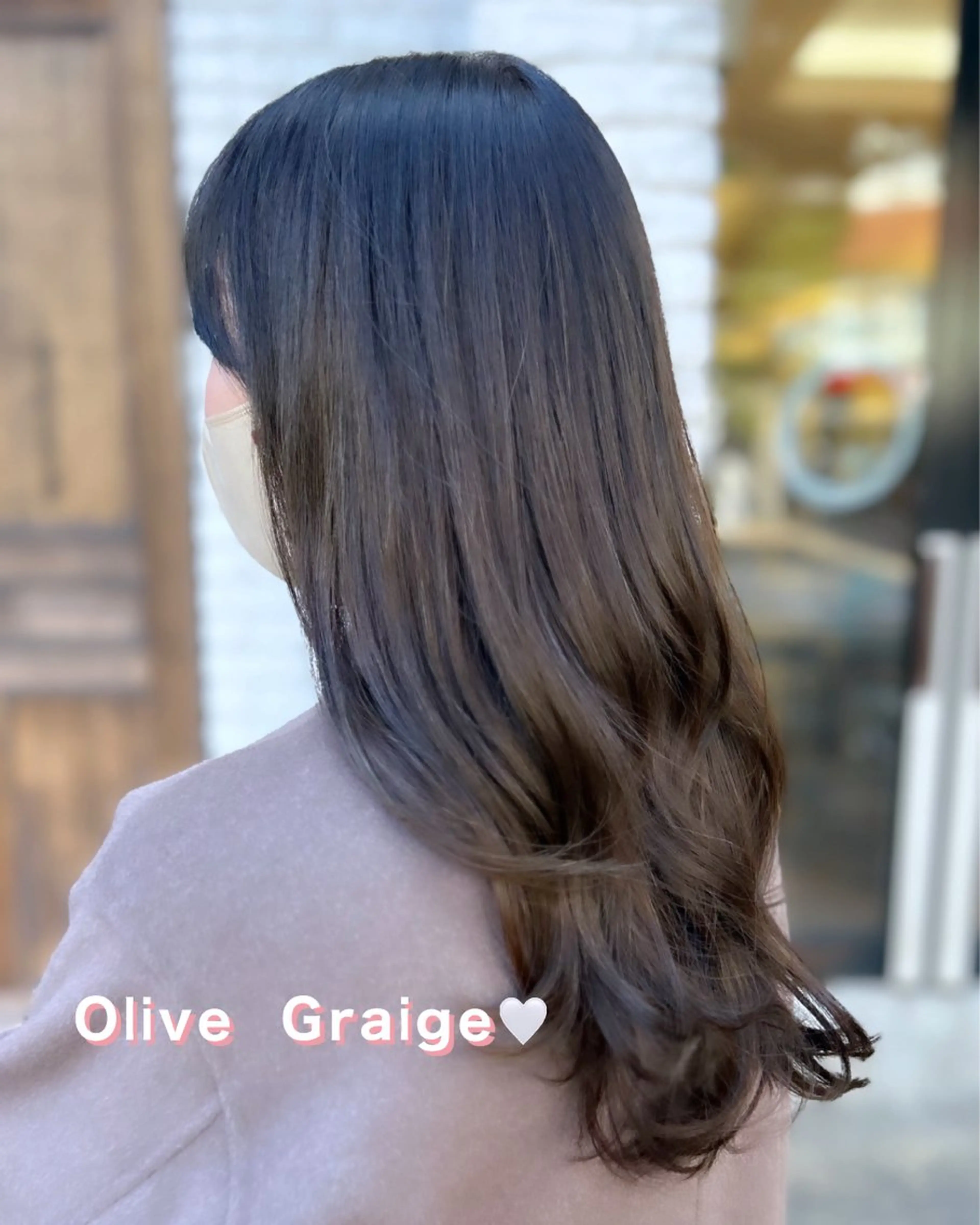 ロング カラー 透明感カラー グレージュ オリーブグレージュ オリーブグレー 🤍FLEAR 白濱 かえで🎀.⋆のヘアスタイル