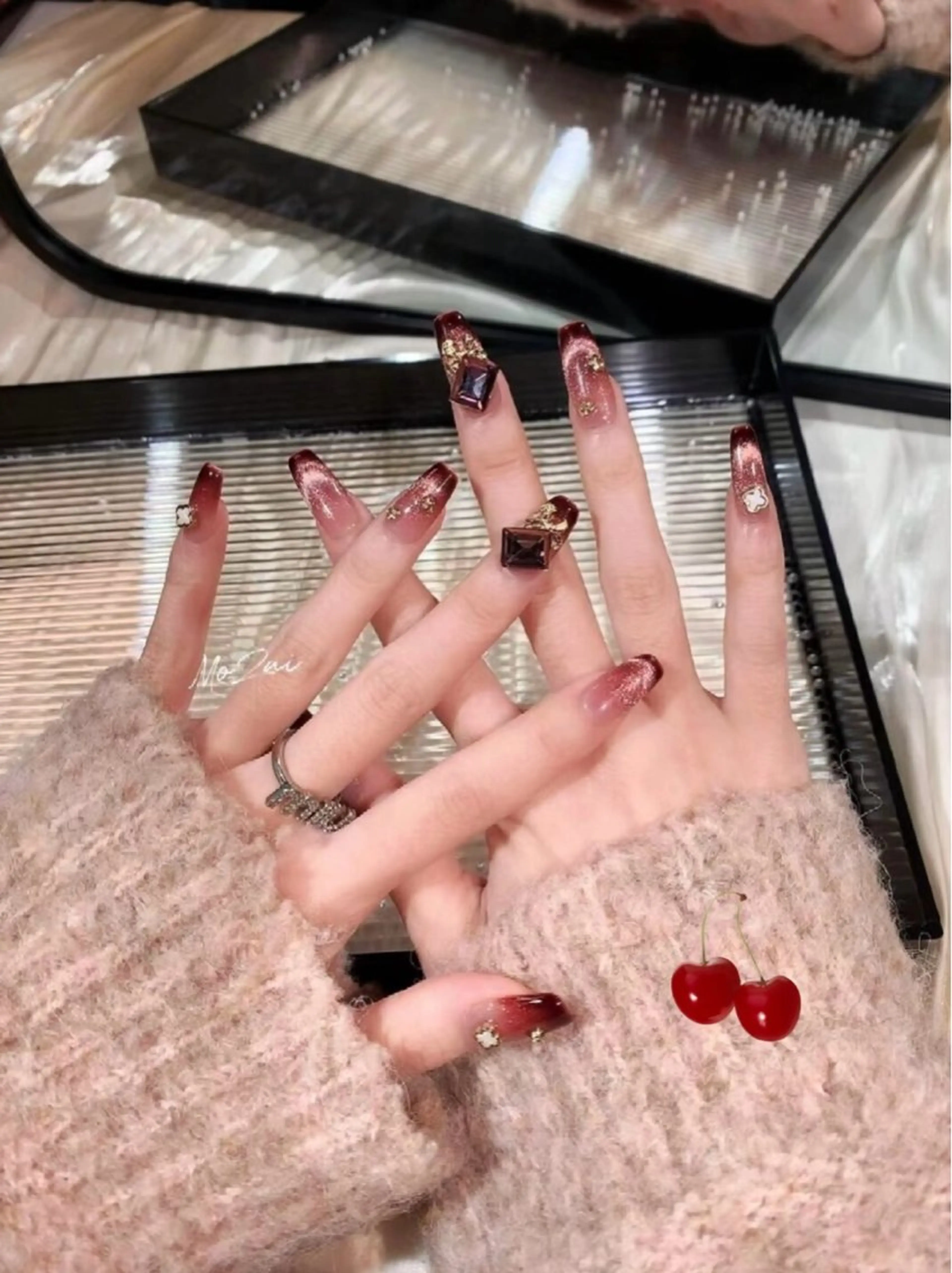 ネイル アートネイル チークネイル 長さ出し フットネイル ジェルネイル 山田 由奈のネイルデザイン