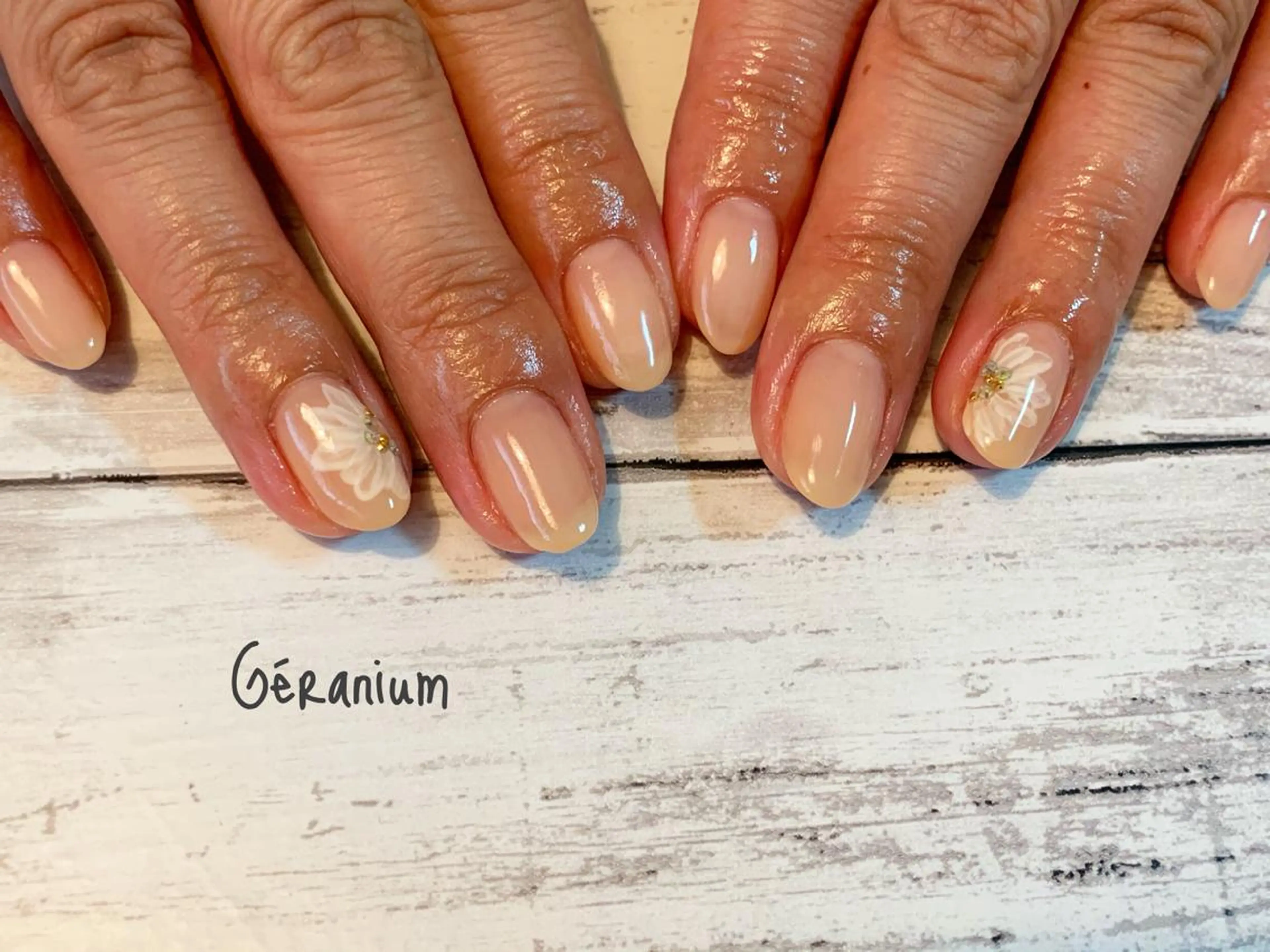 ネイル ハンドネイル GéRanium Harukaのネイルデザイン