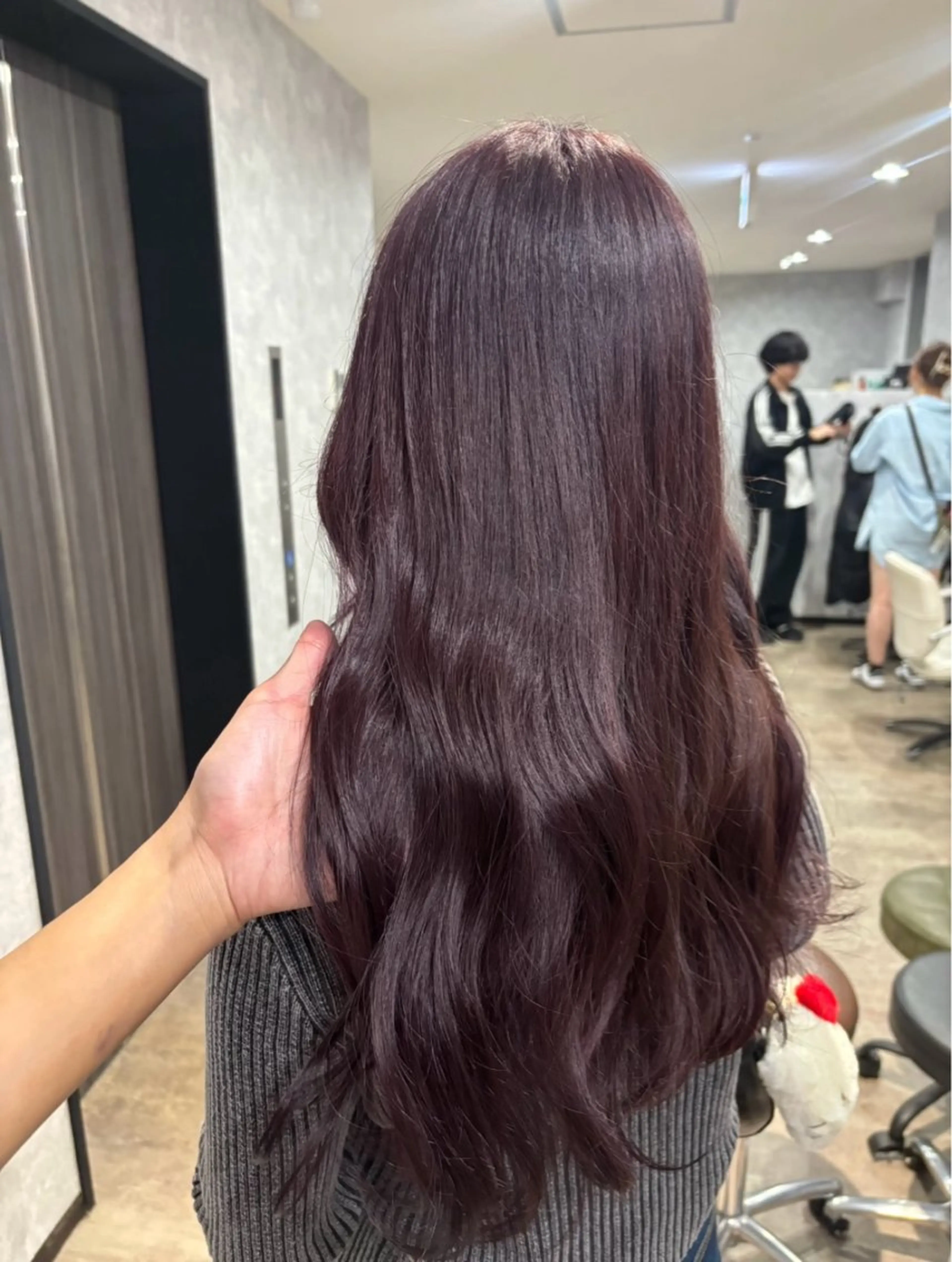 セミロング カット ヘアカラー トリートメント 🌐NATSUMI 🌐【寒色カラー】のヘアスタイル