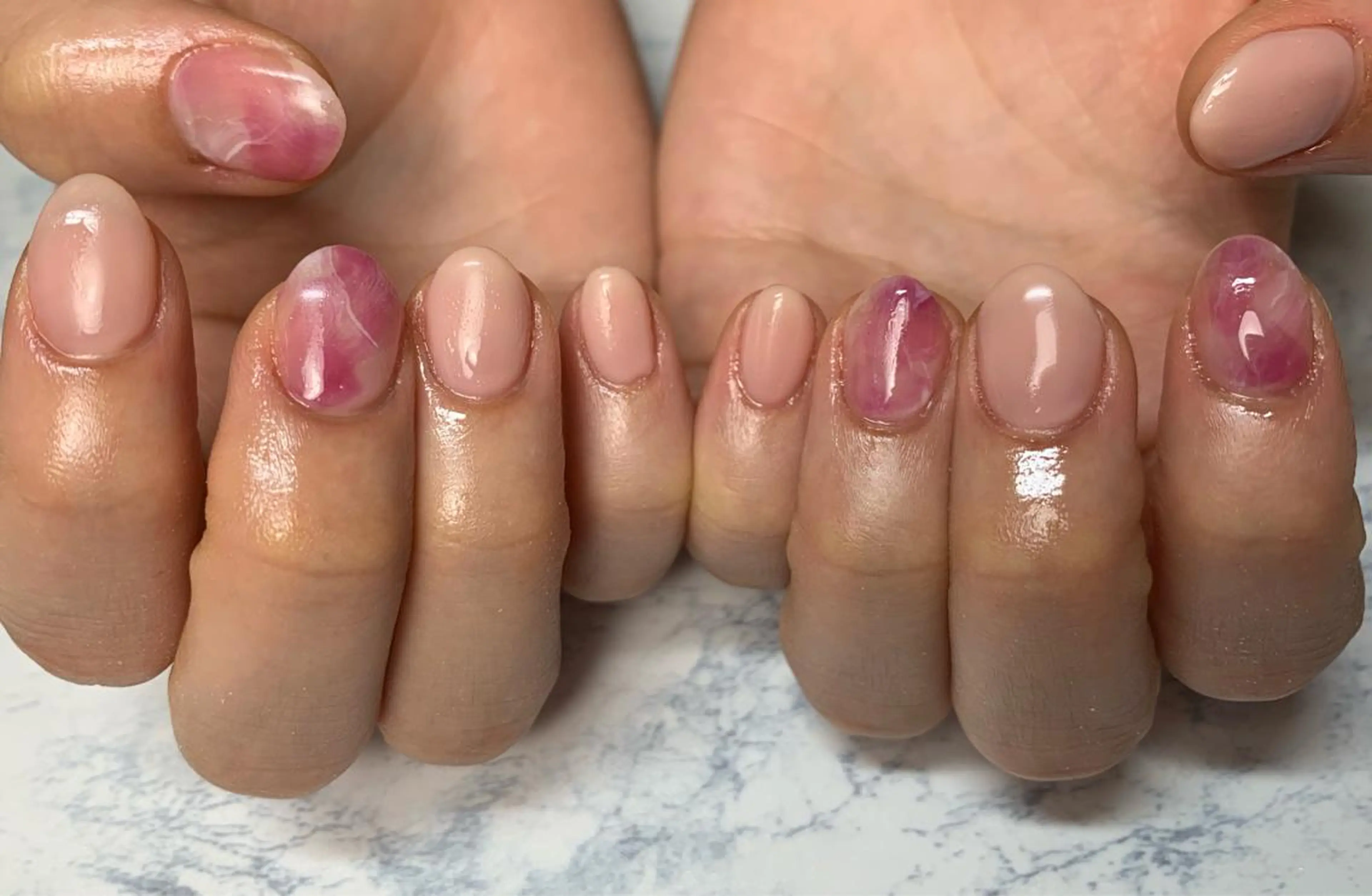 ネイル 菅野 愛花のネイルデザイン