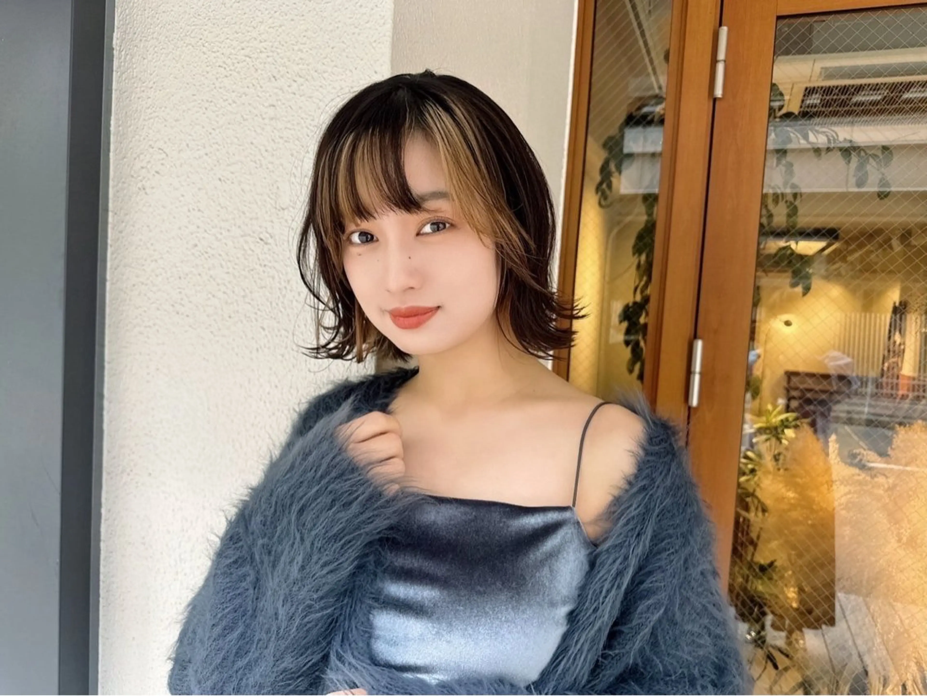 ショート カラー 岩下 実希のヘアスタイル
