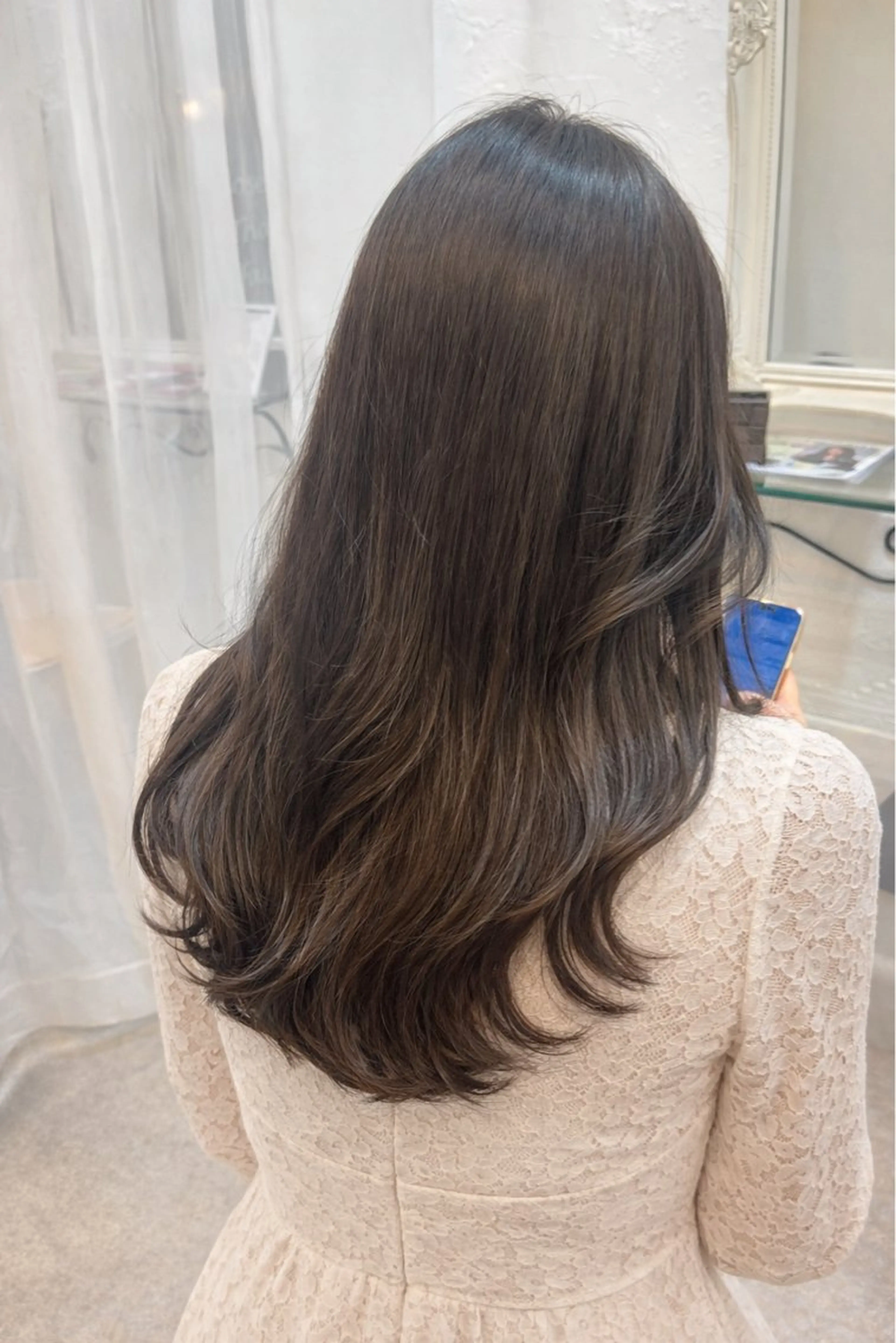 ロング カラー アディクシーカラー ブリーチ 透明感カラー ダブルカラー イヤリングカラー カット ヘアカラー トリートメント 中原由貴 /WILLOW京橋のヘアスタイル