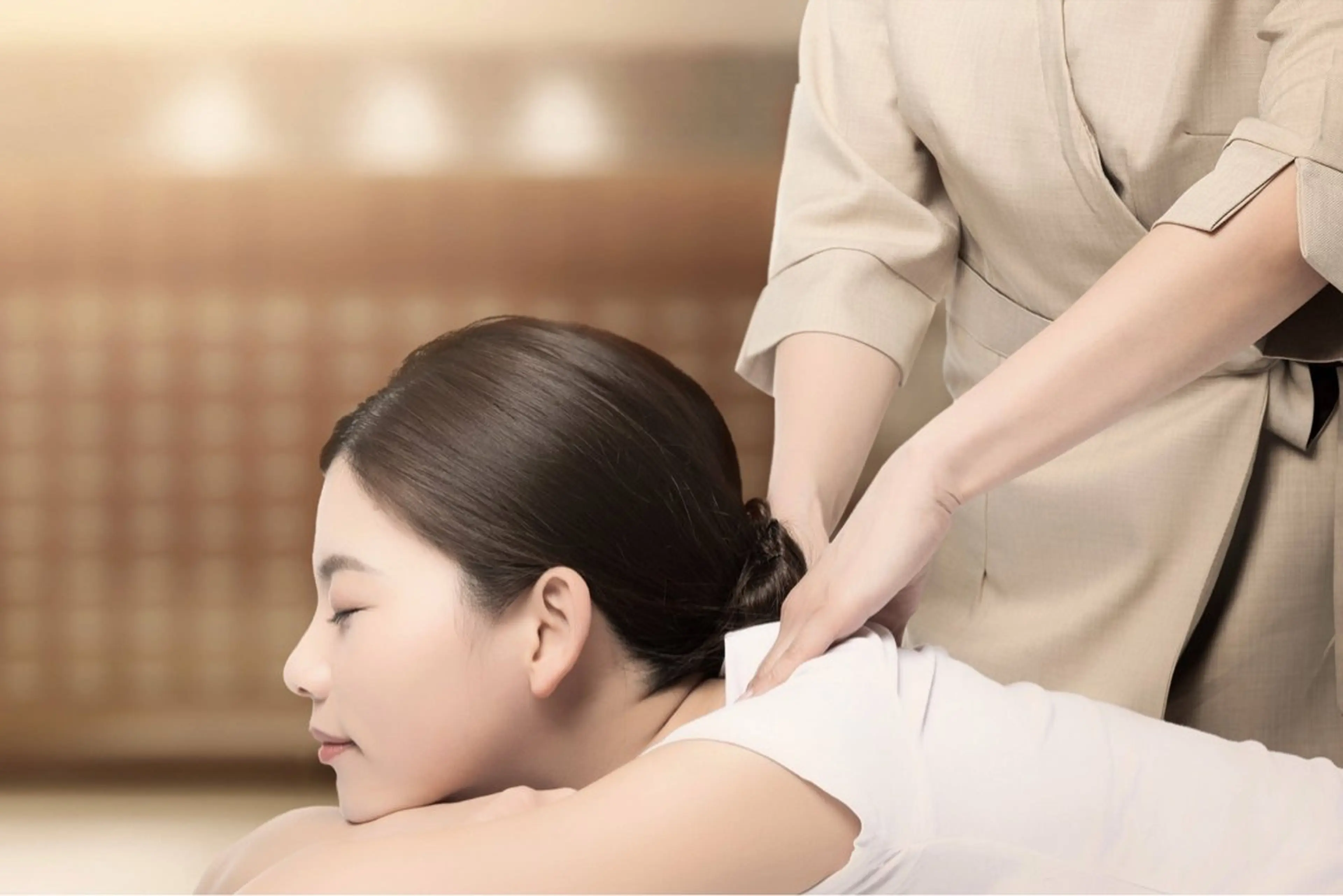 新登場♪【超人気！全身スッキリ】全身アロマリンパ60分＋本格整体30分  7990の写真