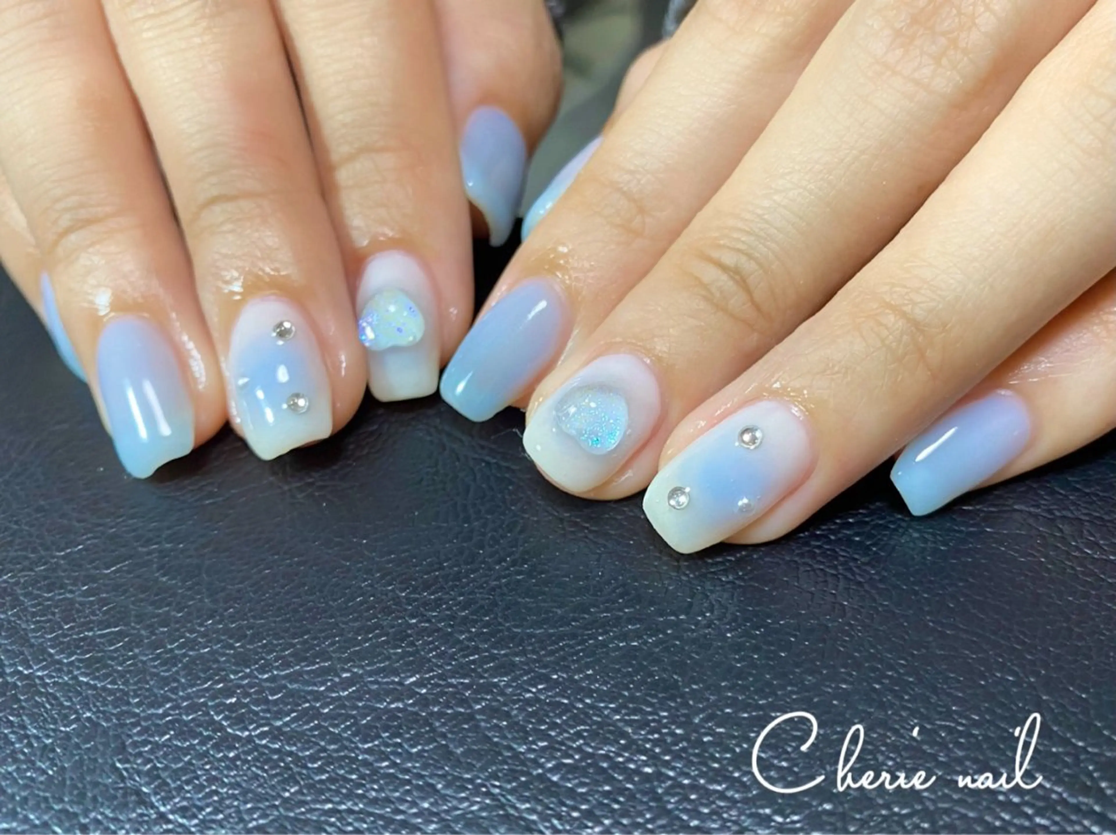 ネイル チークネイル ジェルネイル ハート ハンドネイル Cherienail yunaのネイルデザイン