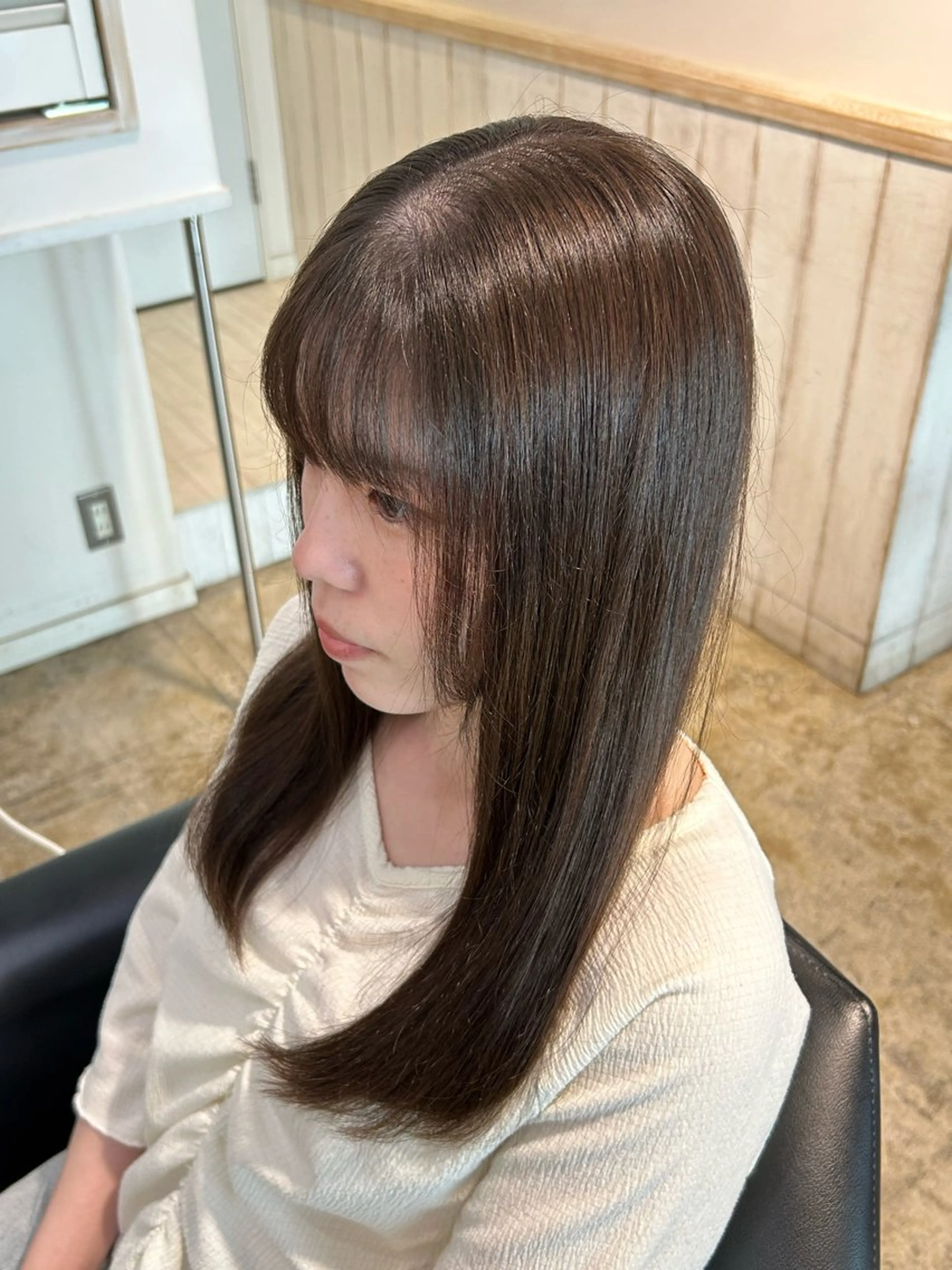 ロング カラー ベージュカラー 透明感カラー aine / 練馬江古田のヘアスタイル