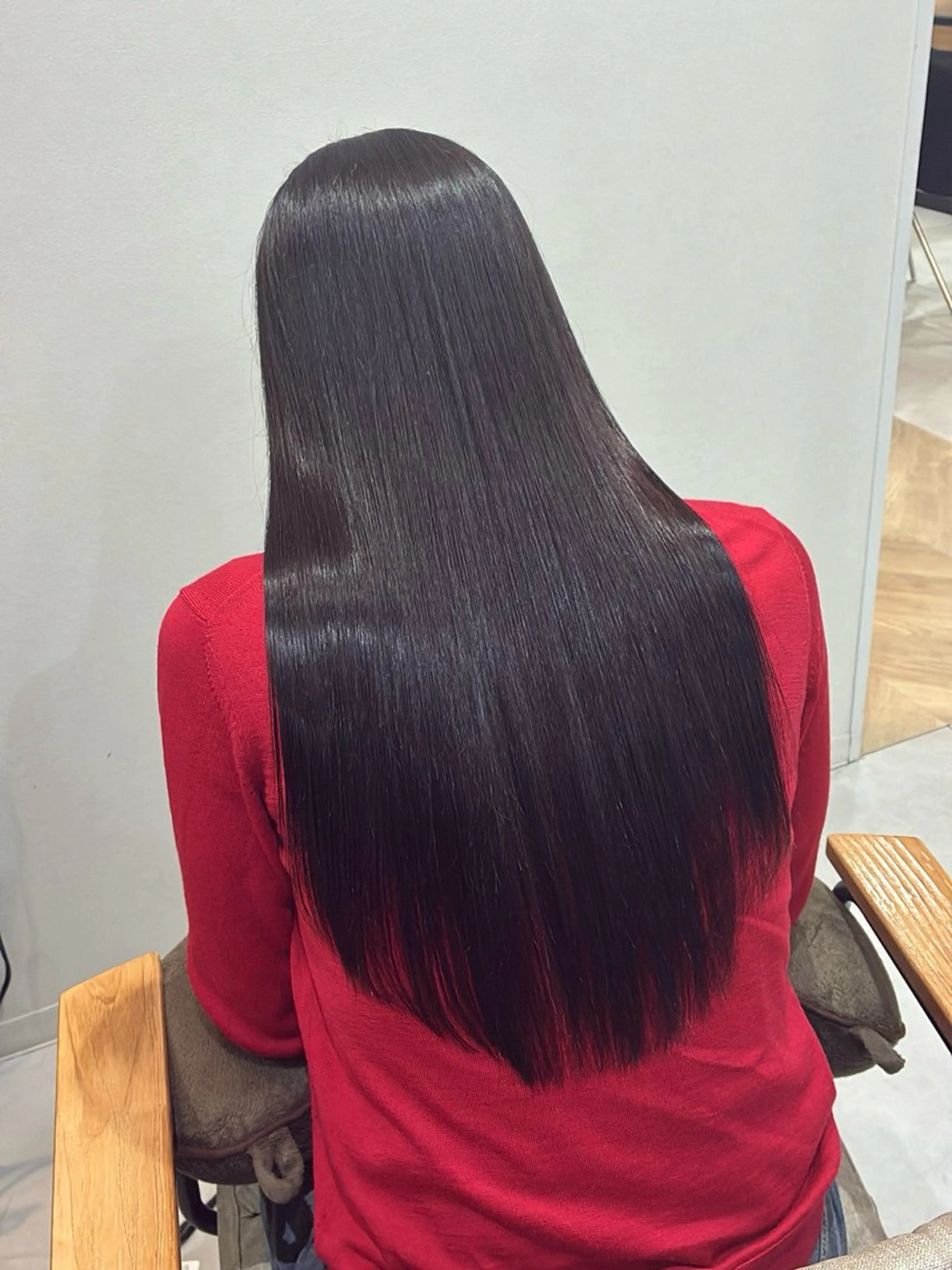 カット＋縮毛矯正✨＋超音波トリートメント【うねりが気になってきた貴方に！扱いやすい髪へ✨】の写真