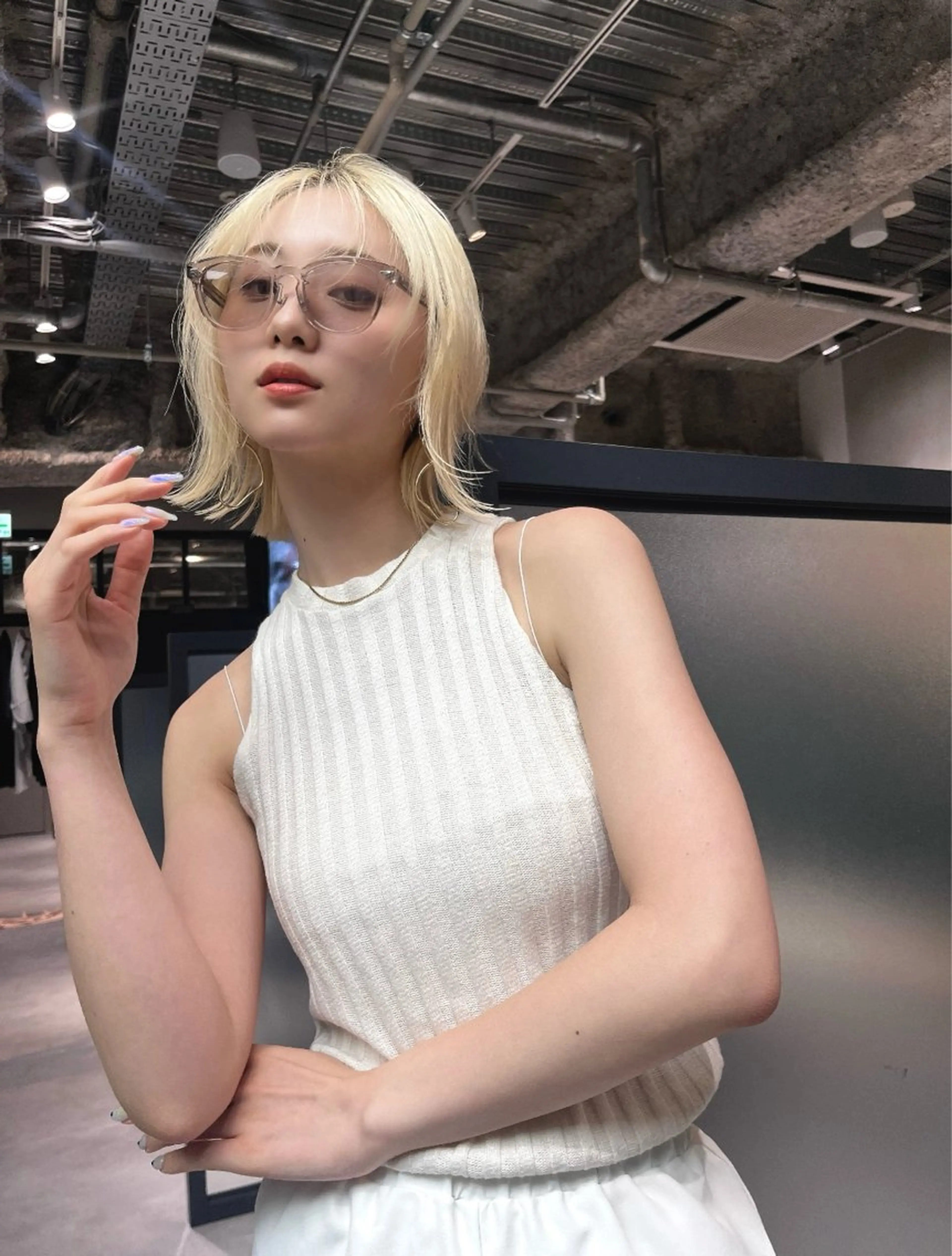 ショート 海野翔吾🇨🇳 ワンホンレイヤーのヘアスタイル