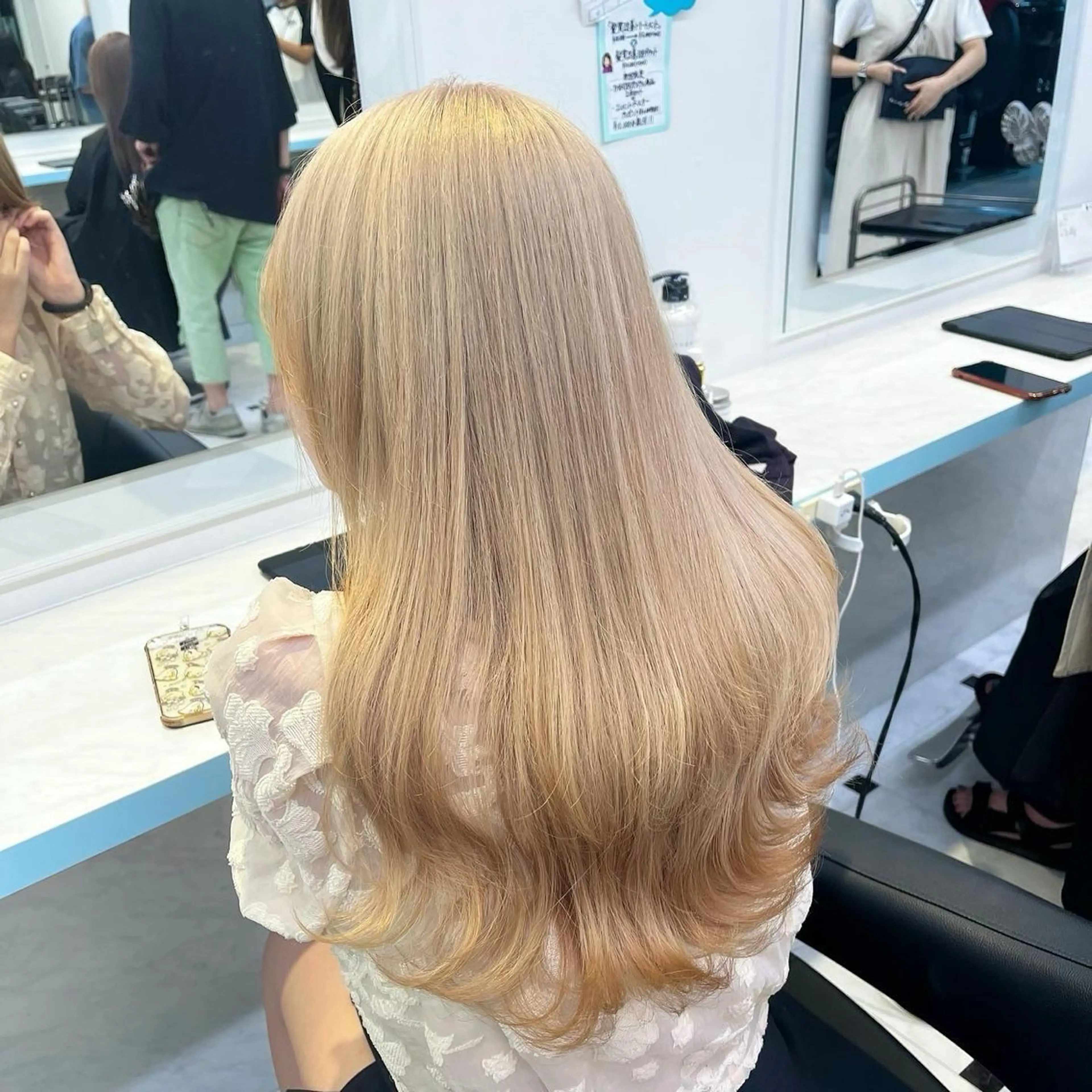 ロング カラー ヘアカラー トリートメント ブリーチカラー 🩵MIZUKIのヘアスタイル