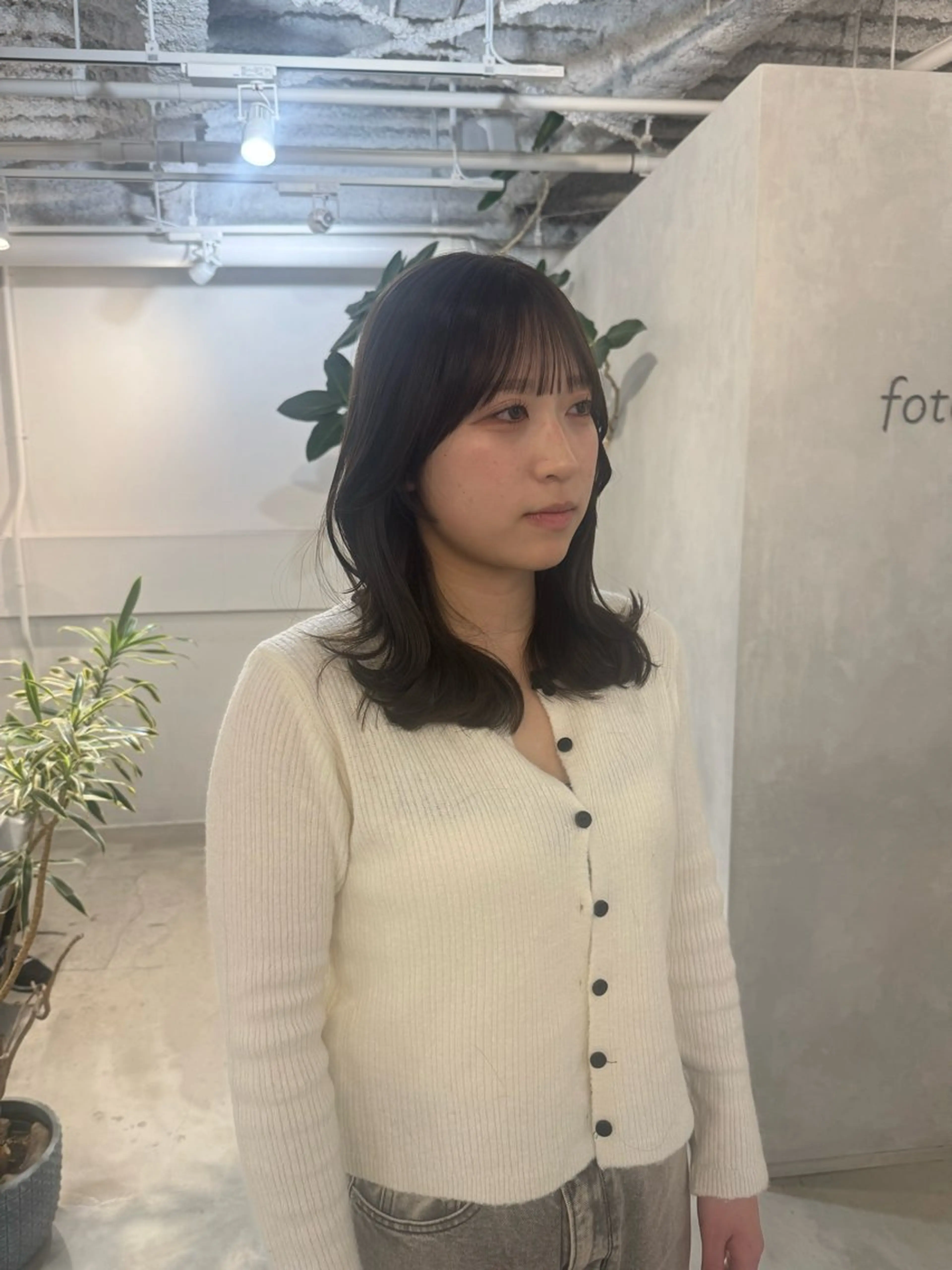 セミロング カット ヘアカラー トリートメント 顔周りcut・ご相談 ＝新宿しずく🇰🇷のヘアスタイル