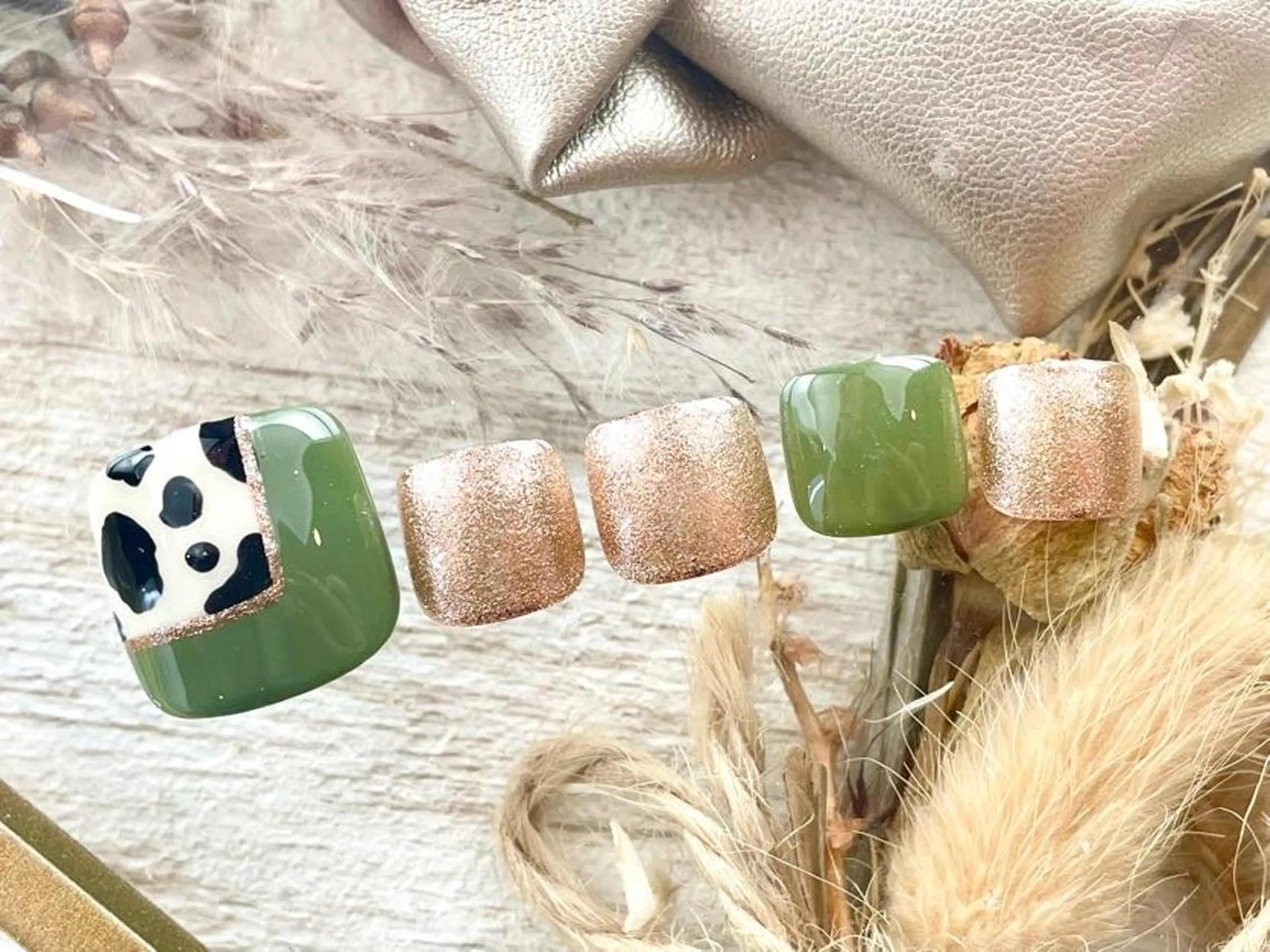 ネイル LeaLeaNail 髙橋のネイルデザイン