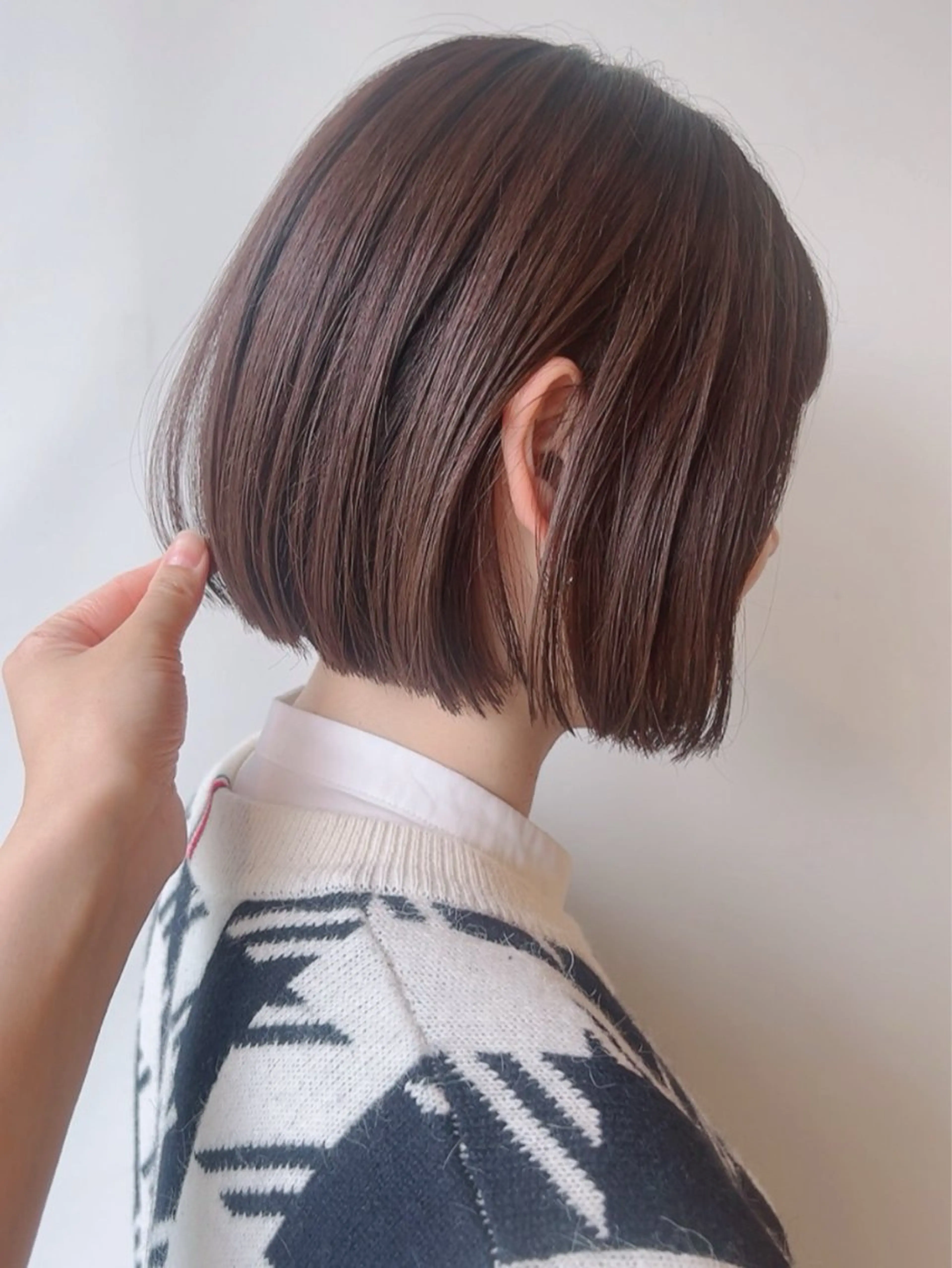 ショート ボブ 松岡彩華 ボブ /グレージュのヘアスタイル